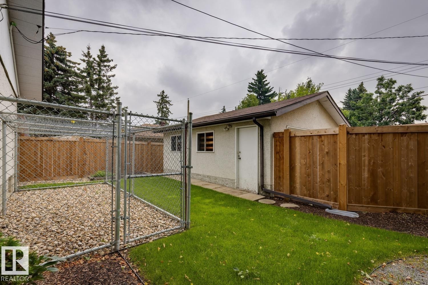 8709 164A Street Nw, Edmonton, AB