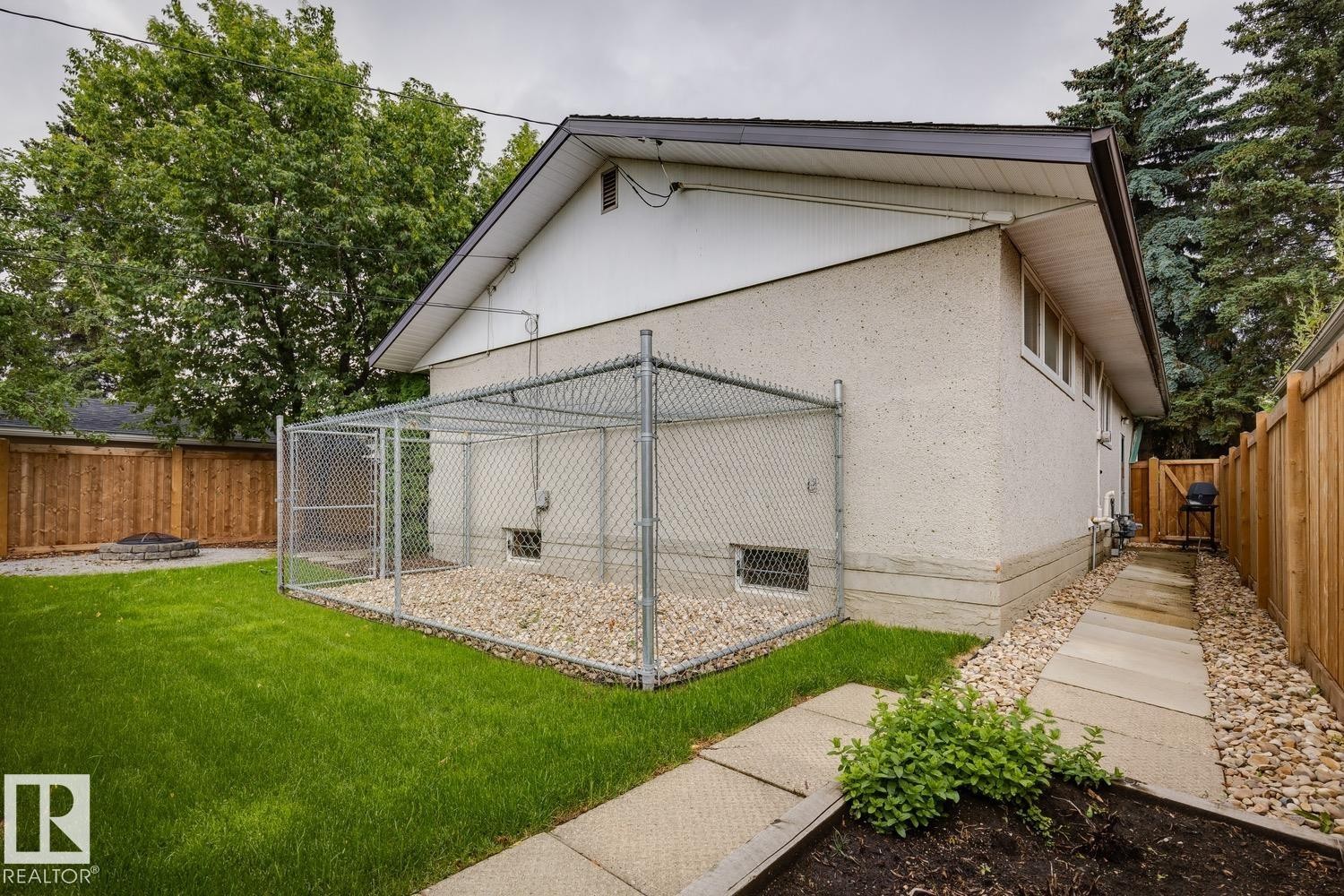 8709 164A Street Nw, Edmonton, AB