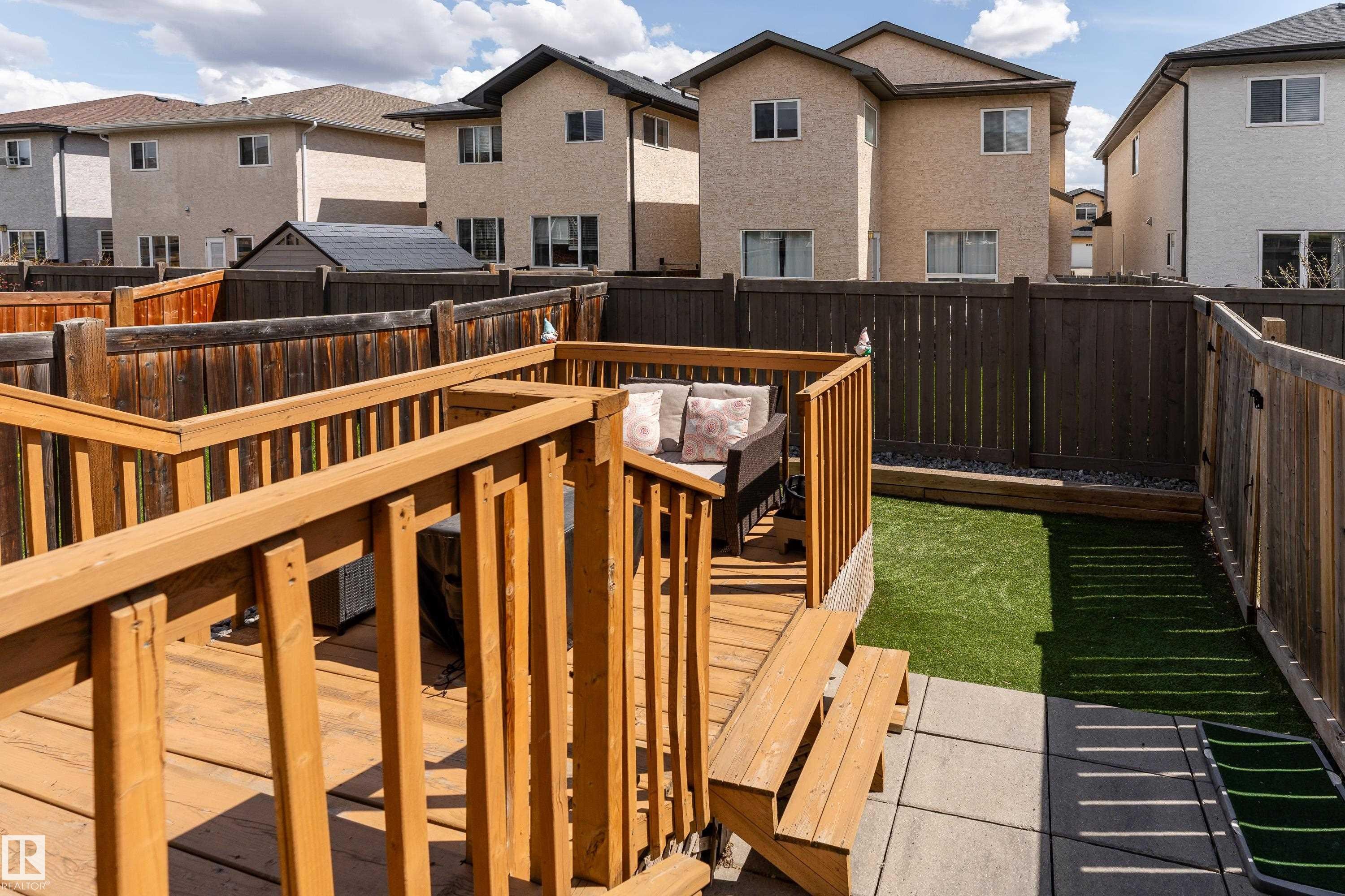 16805 55 Street Nw, Edmonton, AB - Outdoor With Exterior