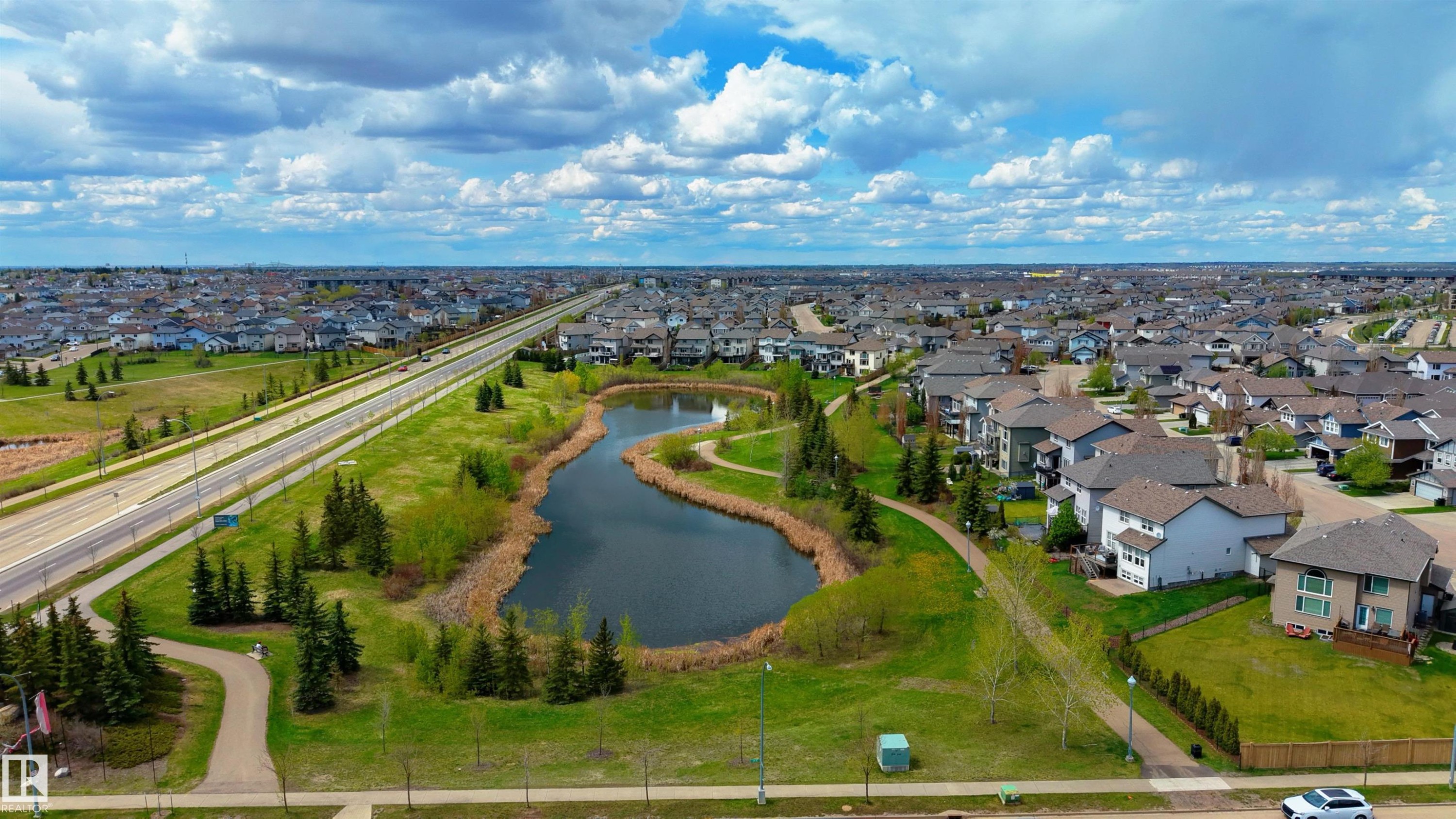 16805 55 Street Nw, Edmonton, AB - Outdoor With View