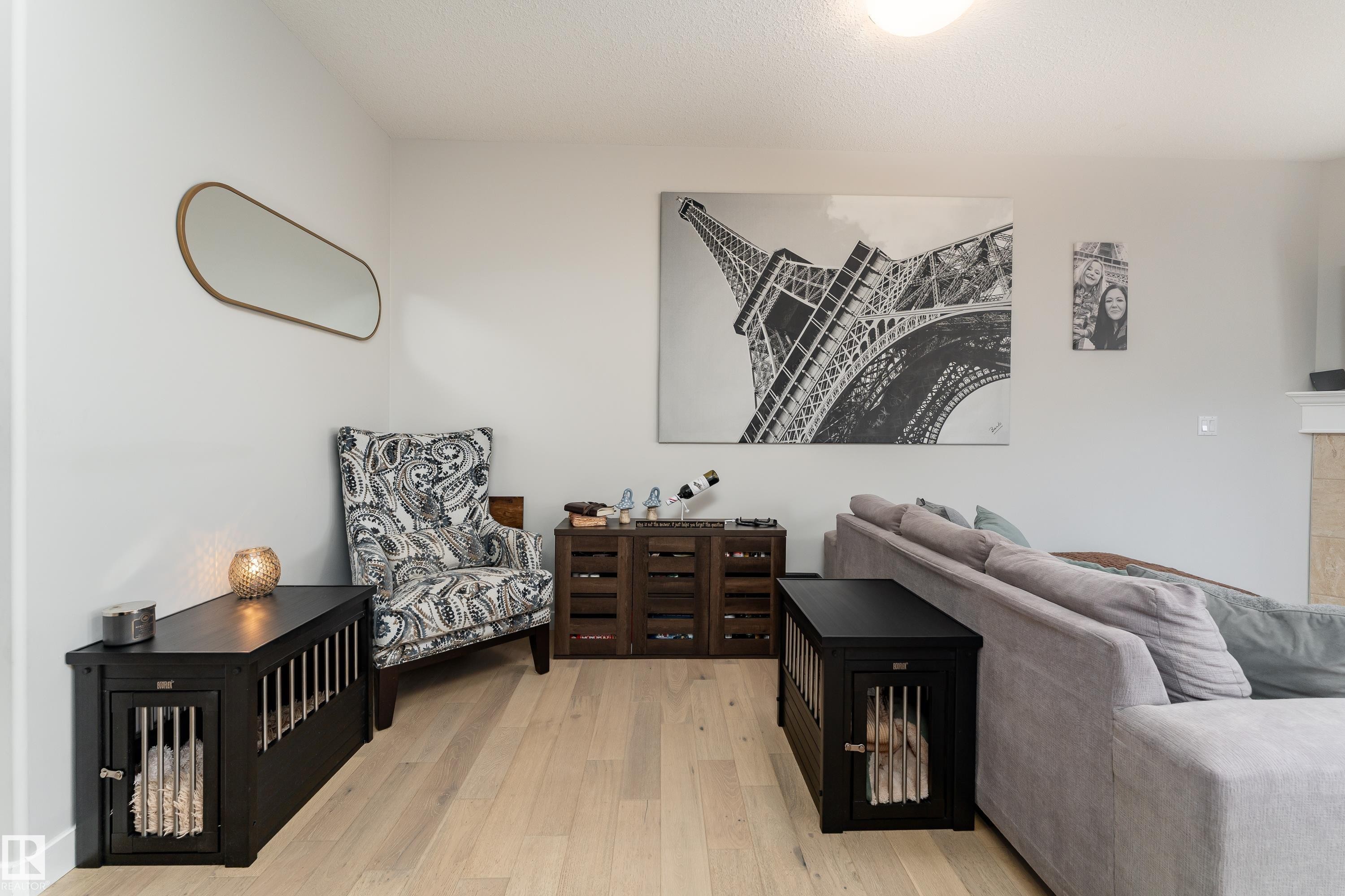 16805 55 Street Nw, Edmonton, AB - Indoor