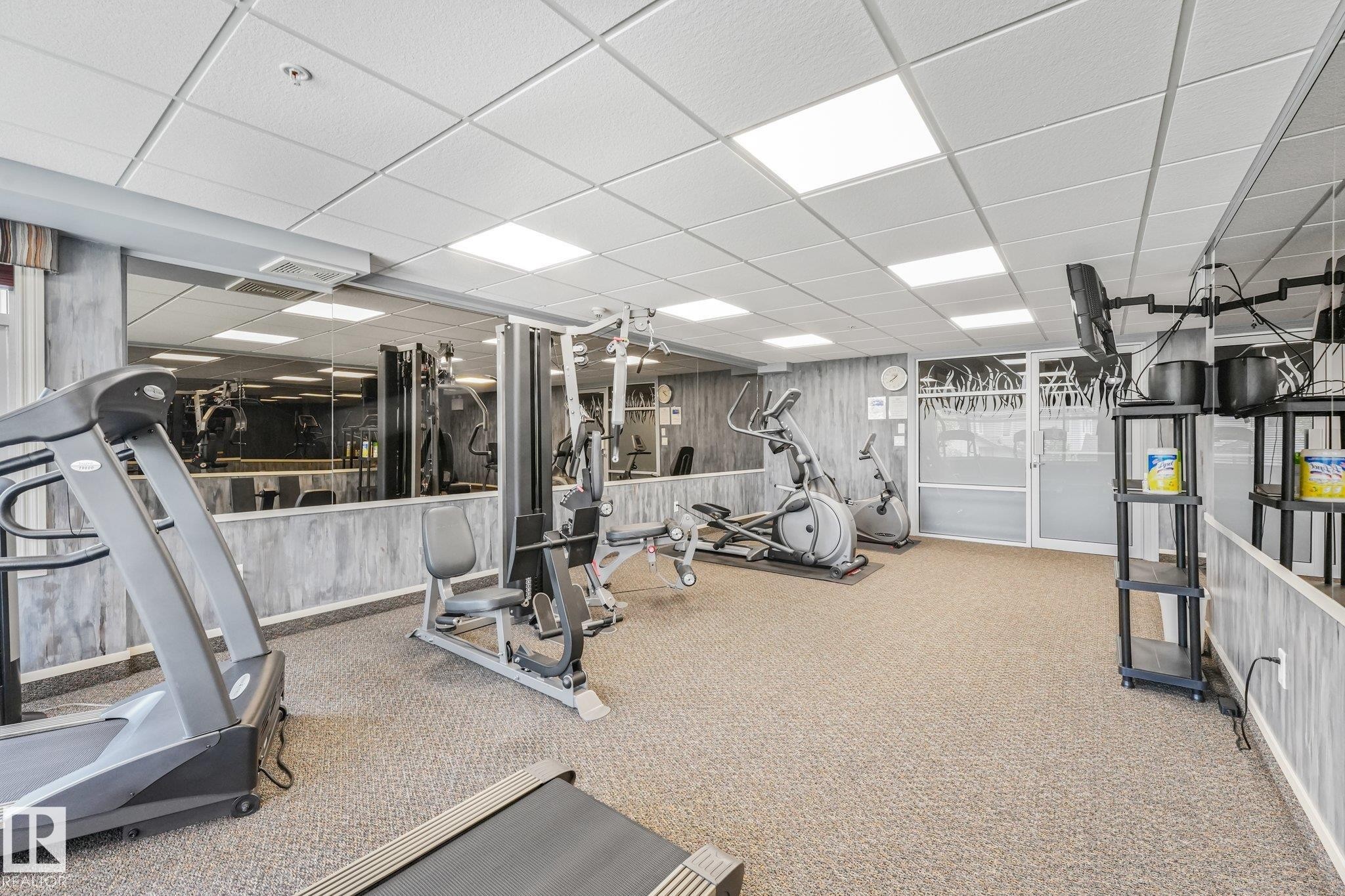 #209 1589 Glastonbury Bv Nw, Edmonton, AB - Indoor Photo Showing Gym Room