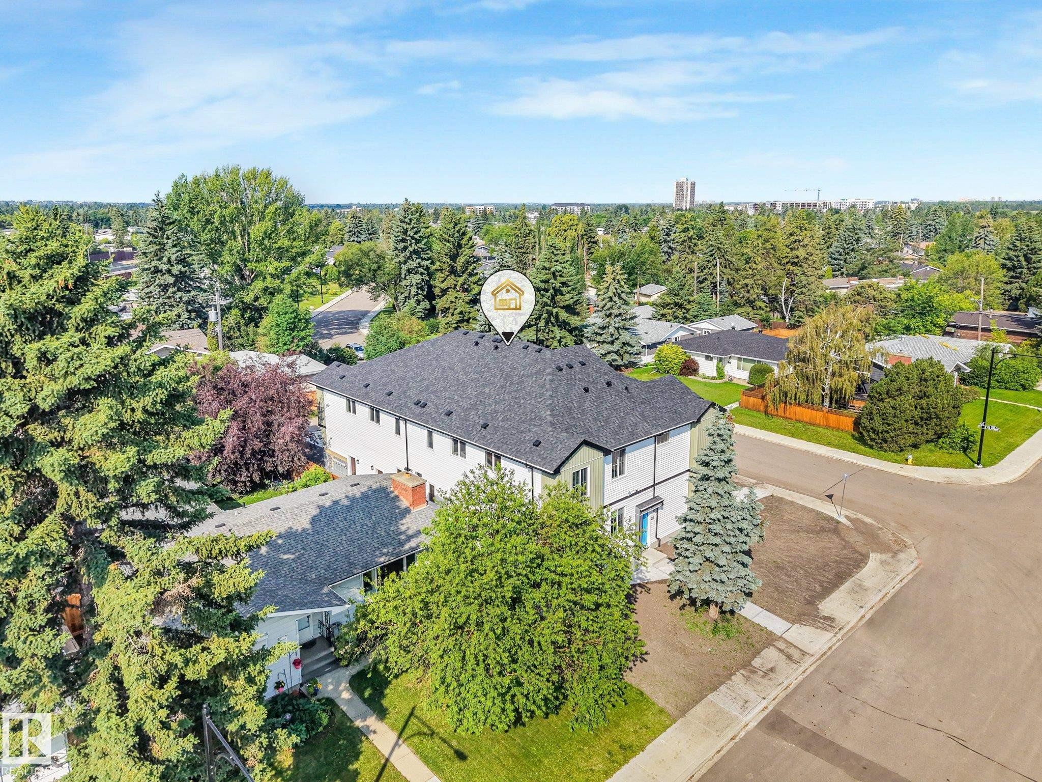 11307 46 Avenue Nw, Edmonton, AB - Outdoor With View