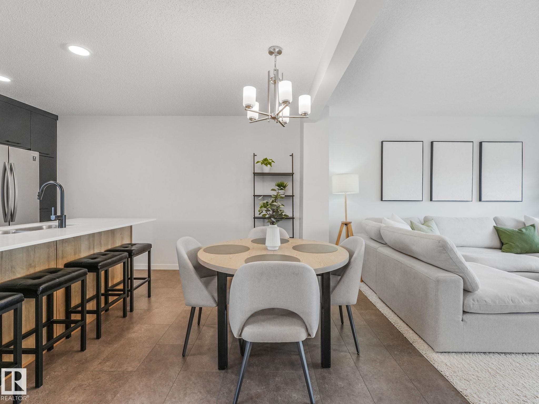 1061 Cy Becker Road Nw, Edmonton, AB - Indoor Photo Showing Dining Room