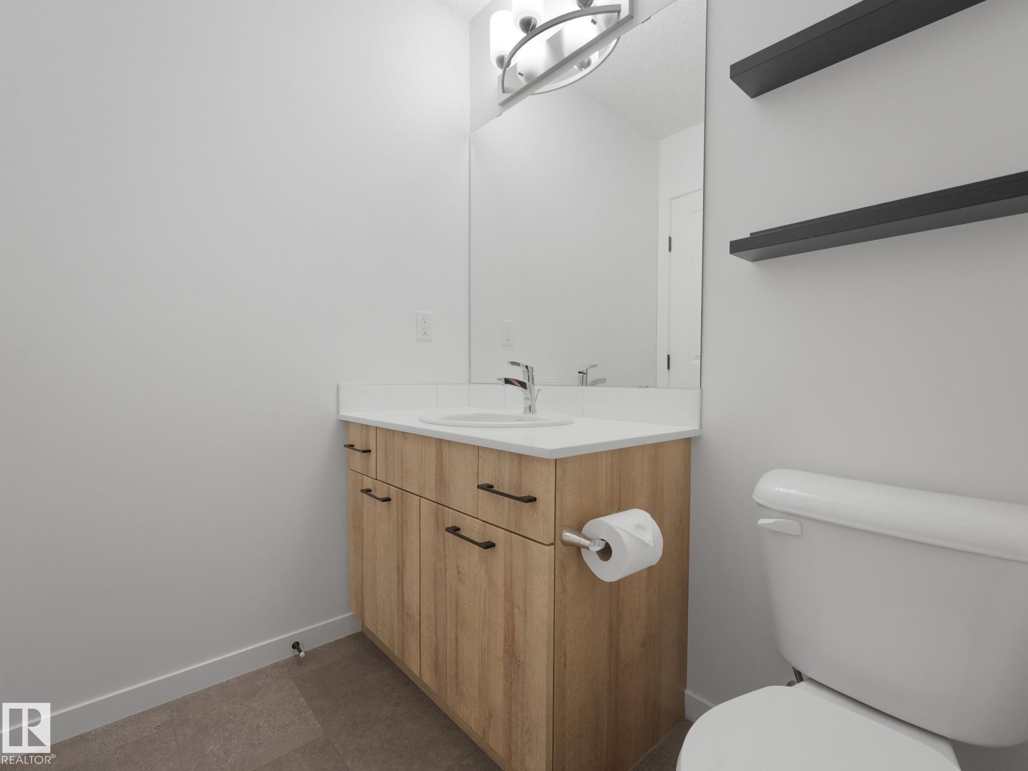 1061 Cy Becker Road Nw, Edmonton, AB - Indoor Photo Showing Bathroom