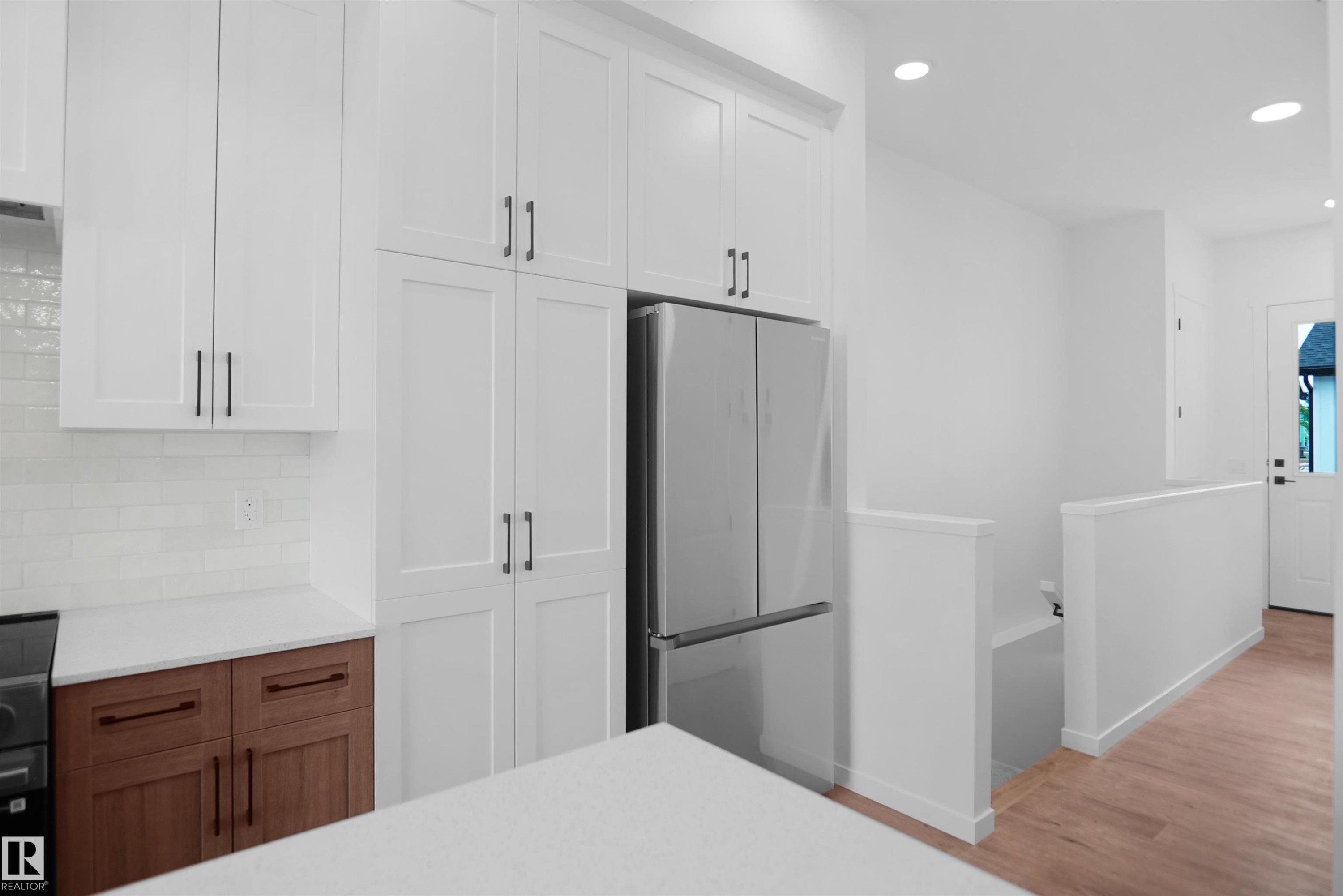 7523 Observer Lane Nw, Edmonton, AB - Indoor