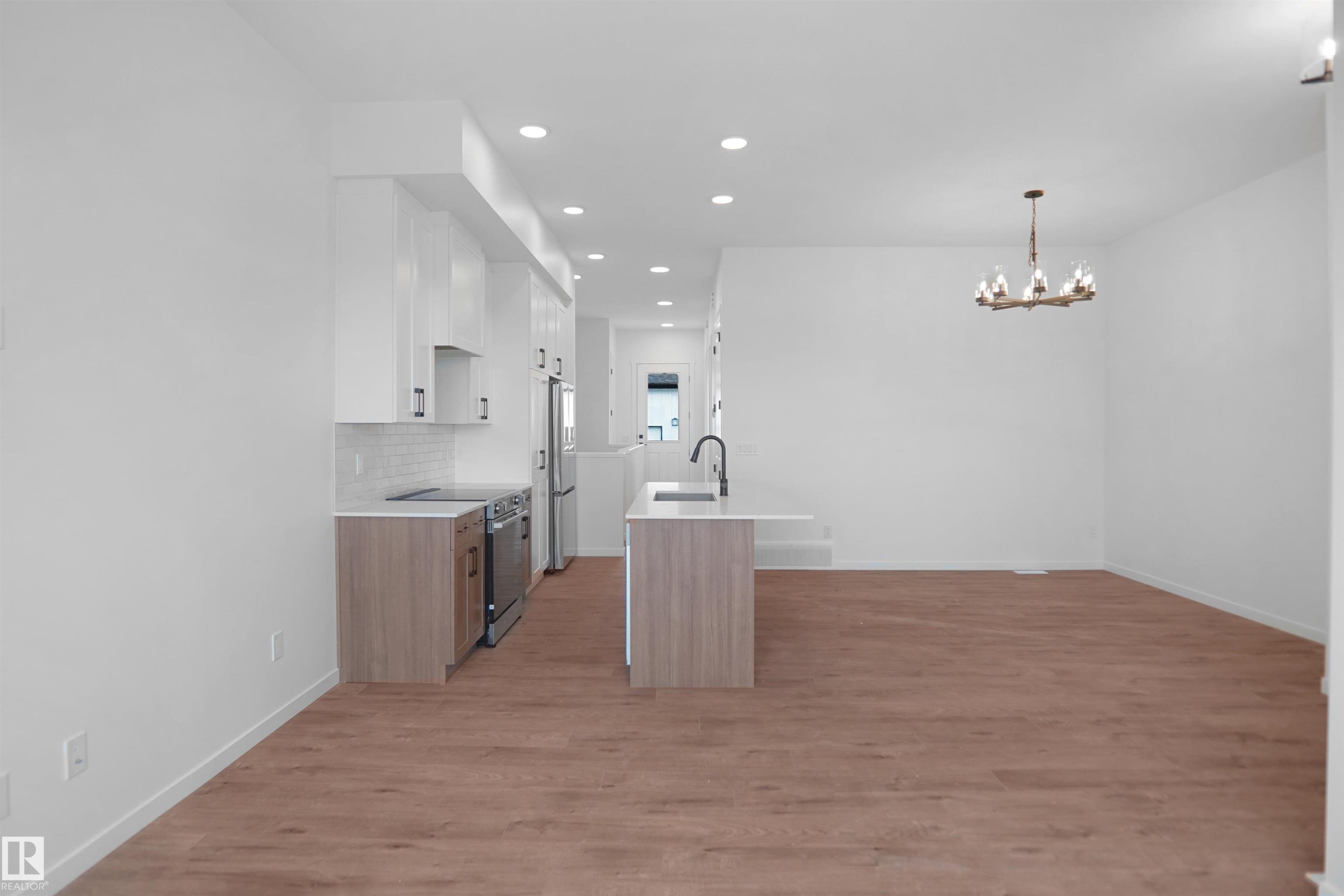 7523 Observer Lane Nw, Edmonton, AB - Indoor
