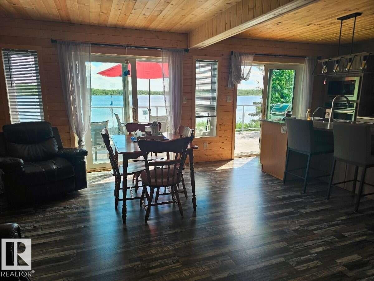 57230 Range Road 25, Rural Barrhead County, AB - Indoor