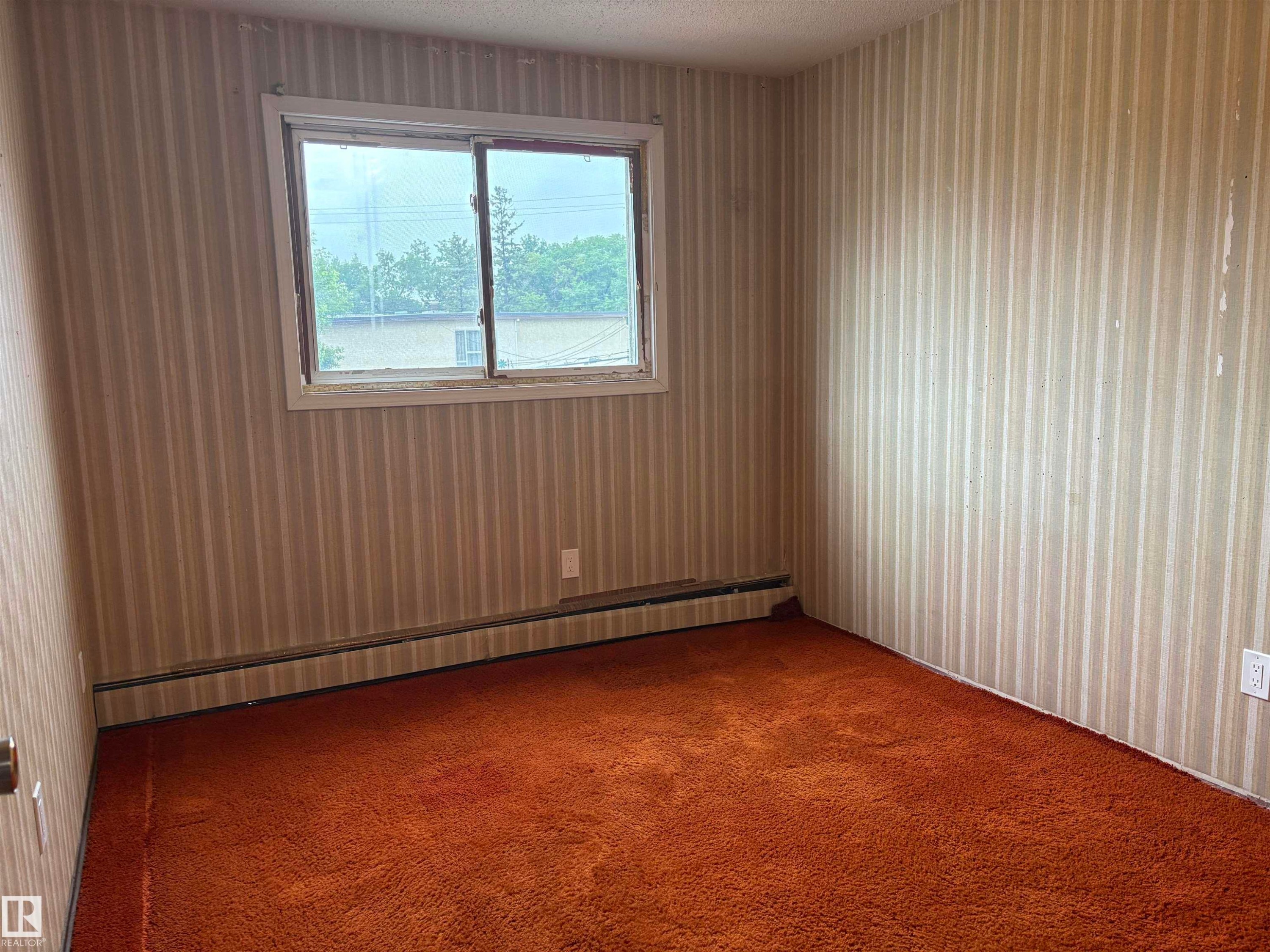#301 10320 113 St Nw, Edmonton, AB - Indoor Photo Showing Other Room