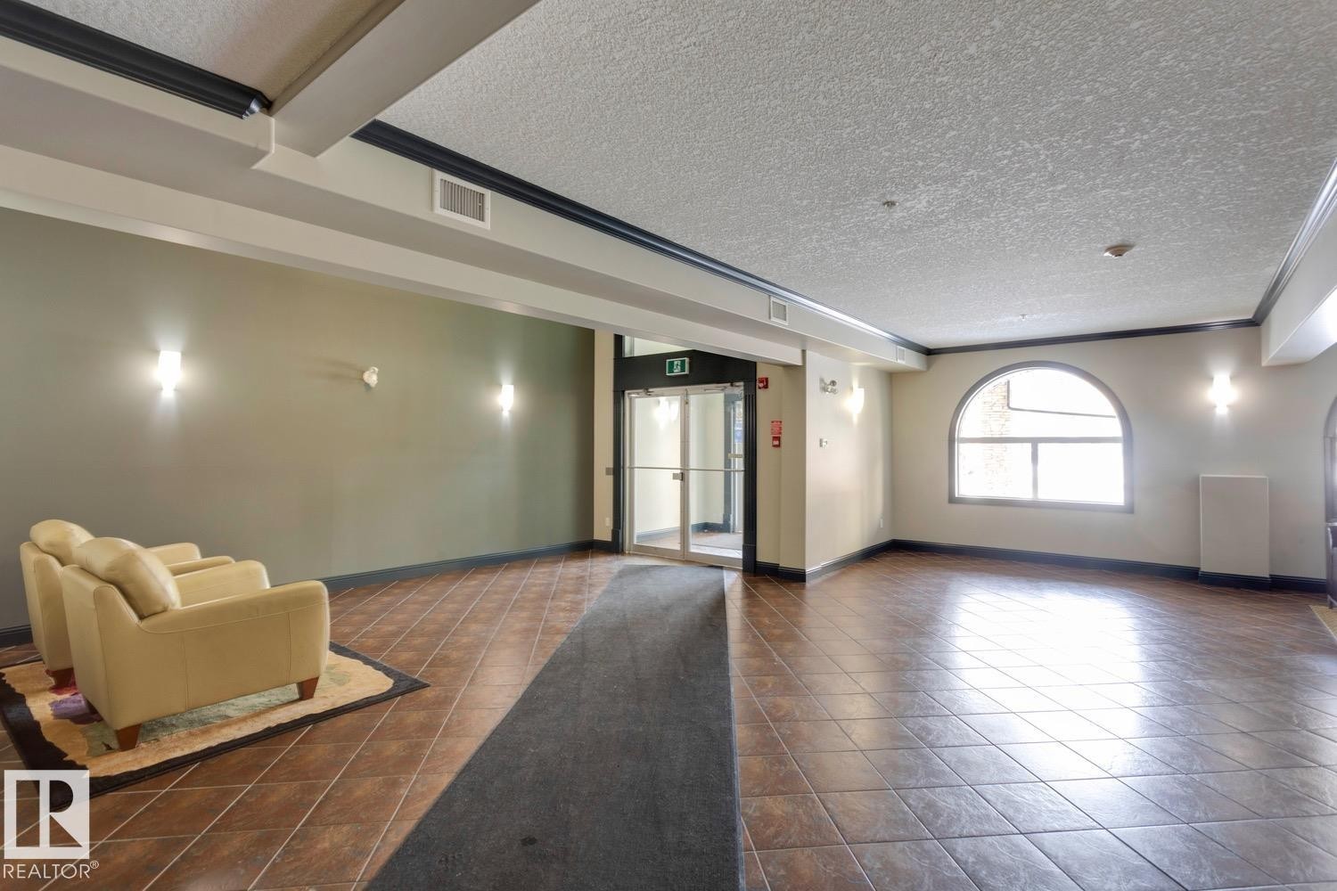 #207 14612 125 St Nw, Edmonton, AB - Indoor Photo Showing Other Room