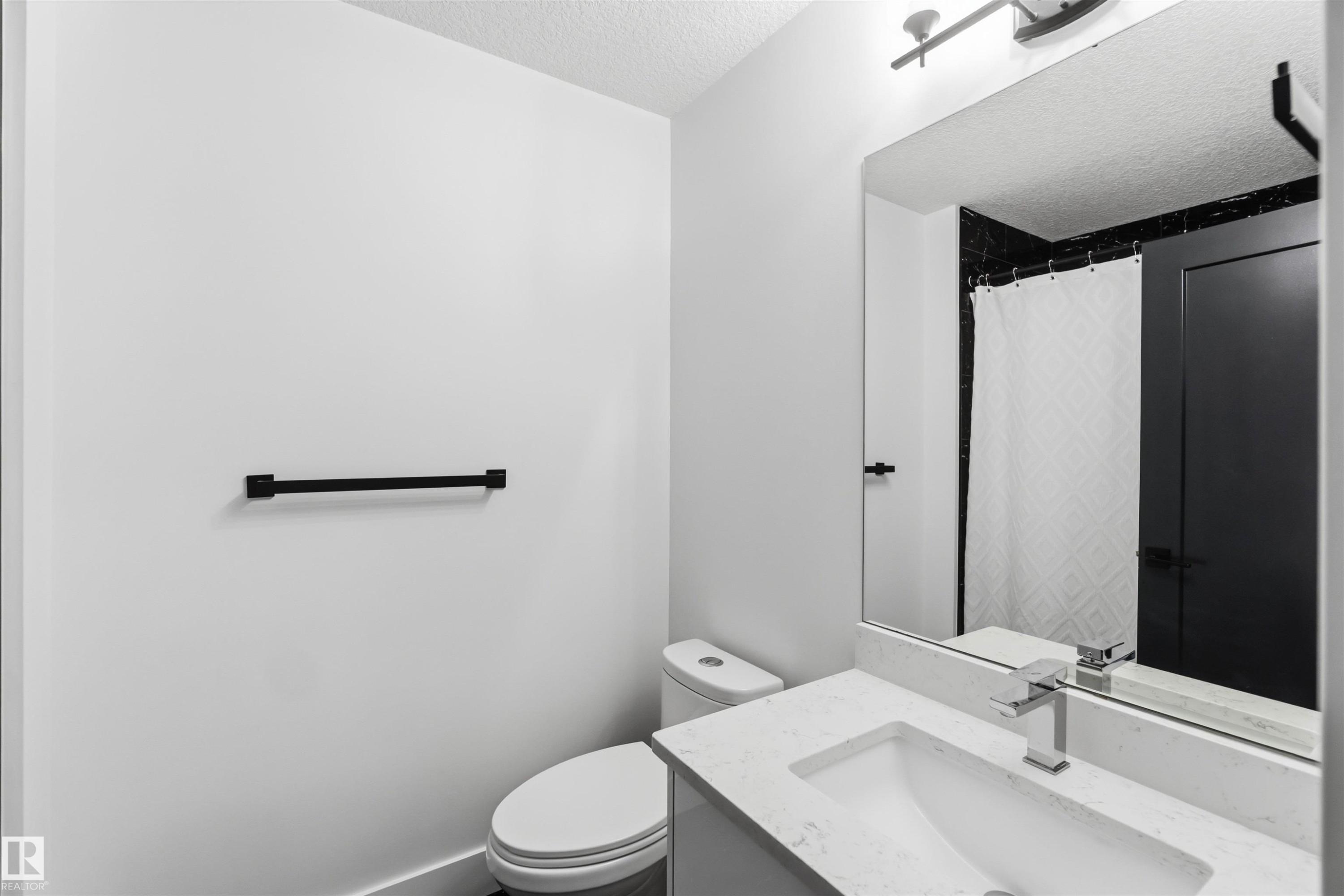 Welcome to #67 230 Edgemont Road NW - #67 230 Edgemont Rd Nw, Edmonton, AB - Indoor Photo Showing Bathroom