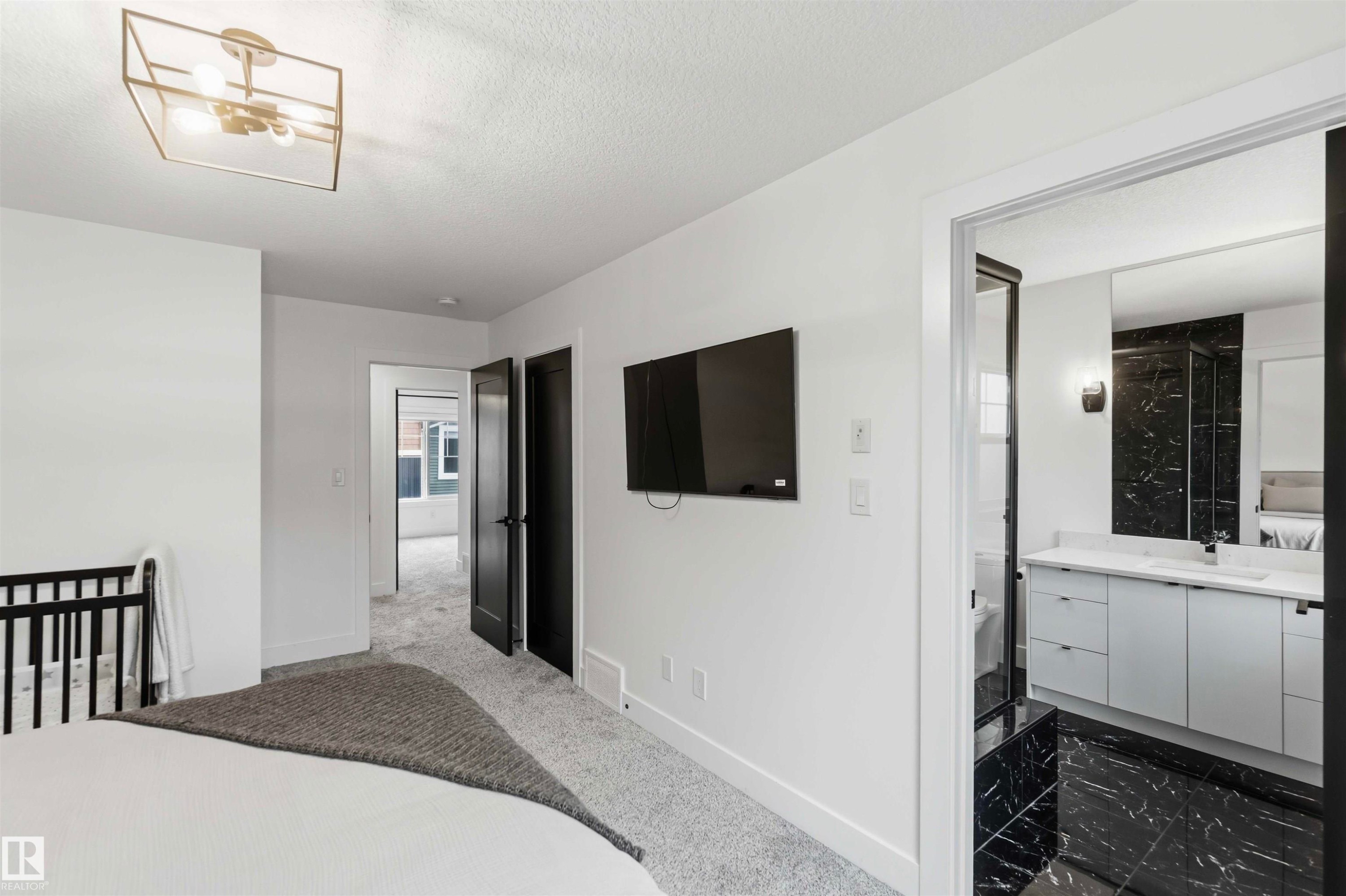 Welcome to #67 230 Edgemont Road NW - #67 230 Edgemont Rd Nw, Edmonton, AB - Indoor Photo Showing Bedroom