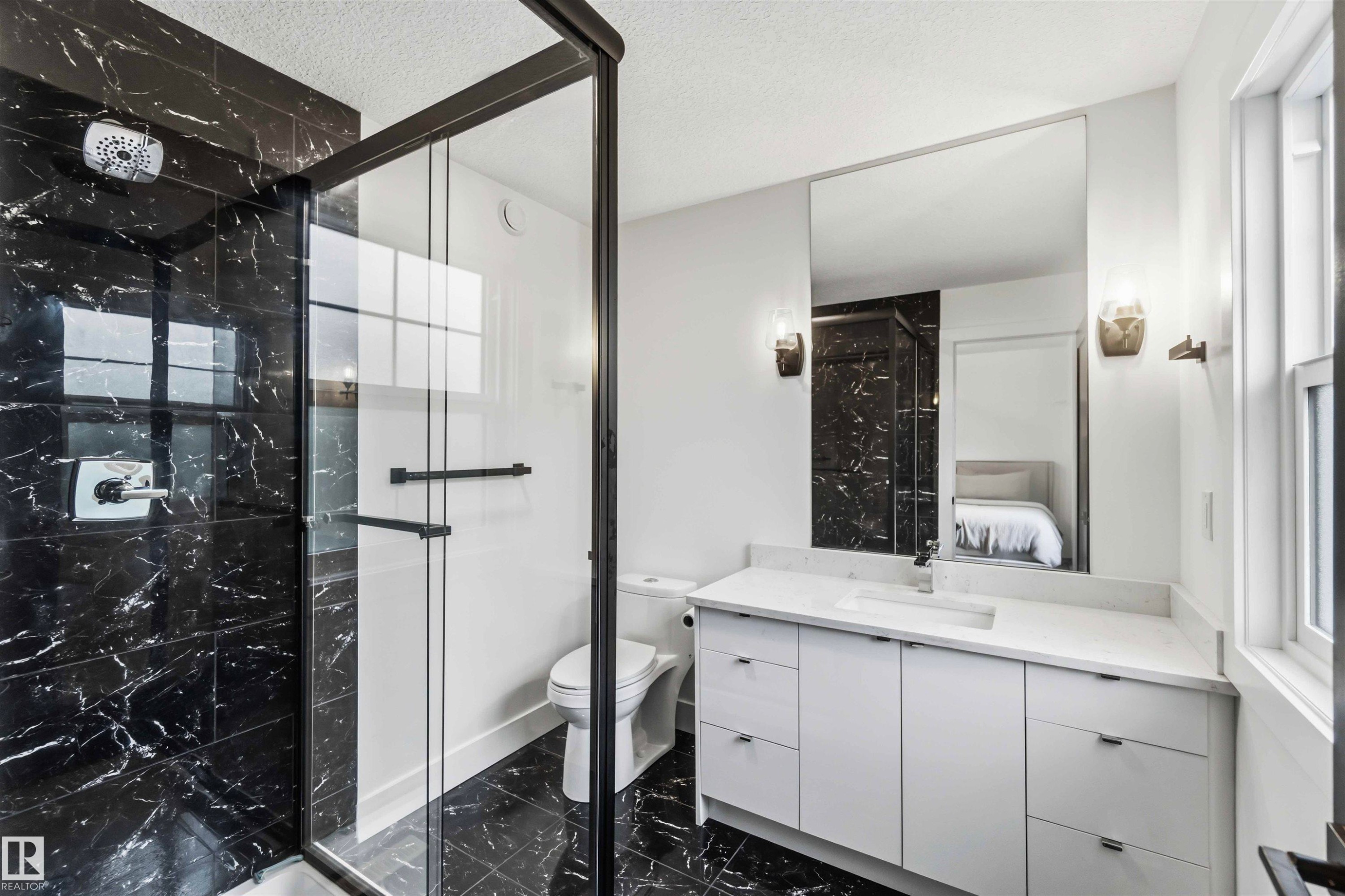 Welcome to #67 230 Edgemont Road NW - #67 230 Edgemont Rd Nw, Edmonton, AB - Indoor Photo Showing Bathroom