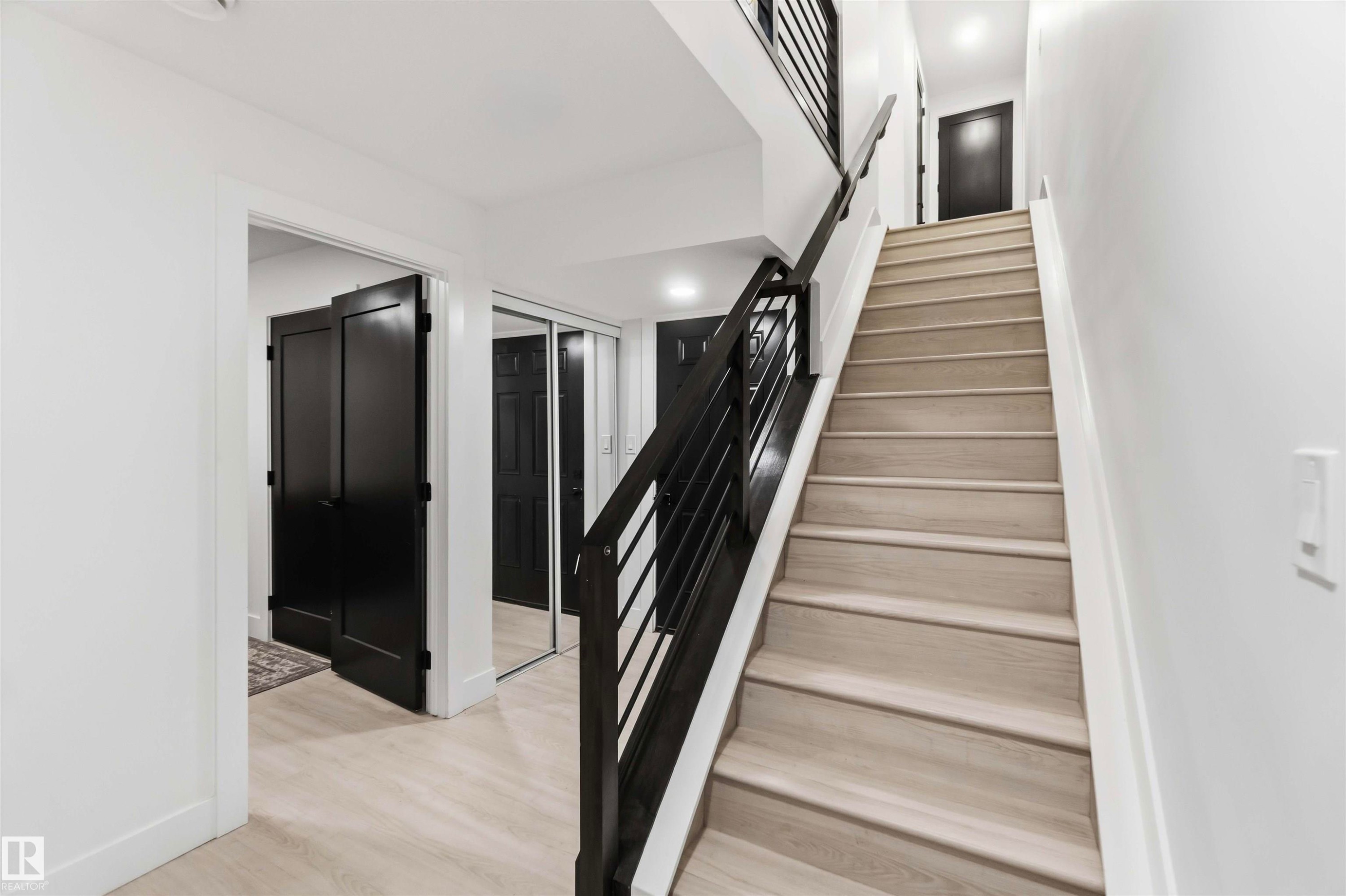 Welcome to #67 230 Edgemont Road NW - #67 230 Edgemont Rd Nw, Edmonton, AB - Indoor Photo Showing Other Room