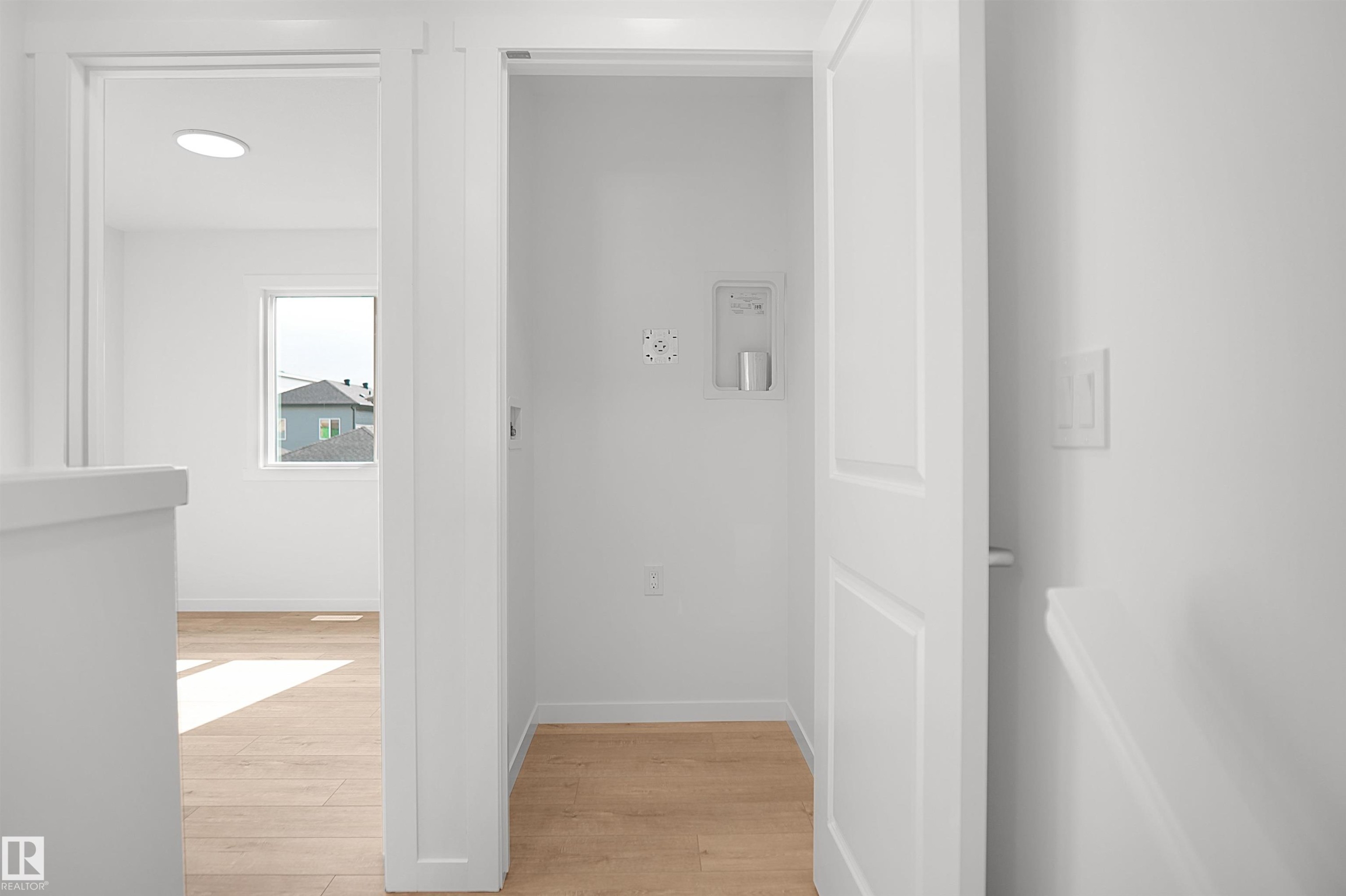 2135 210 Street Nw, Edmonton, AB - Indoor Photo Showing Other Room
