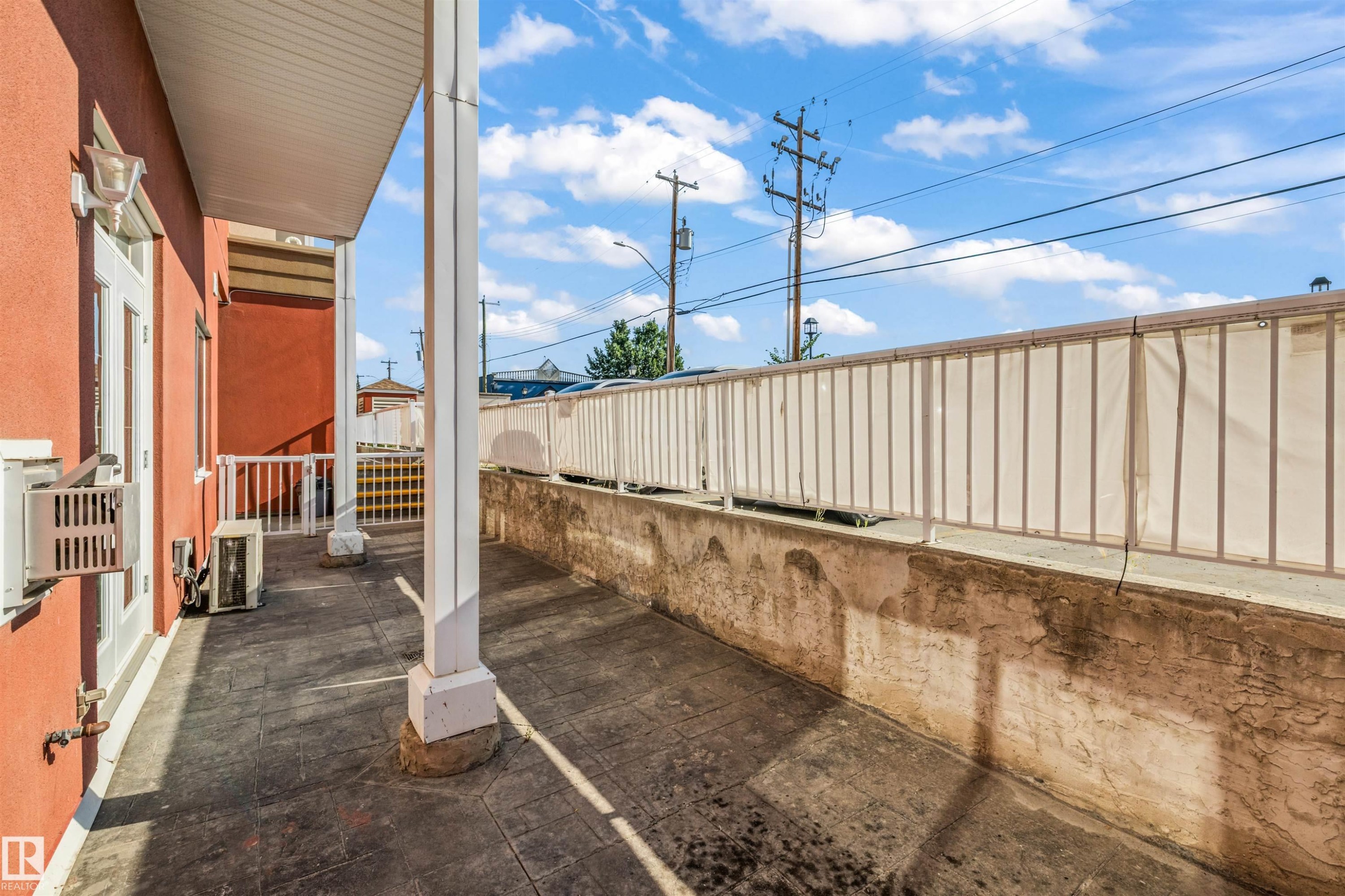 #110 5211 50 St, Stony Plain, AB - Outdoor