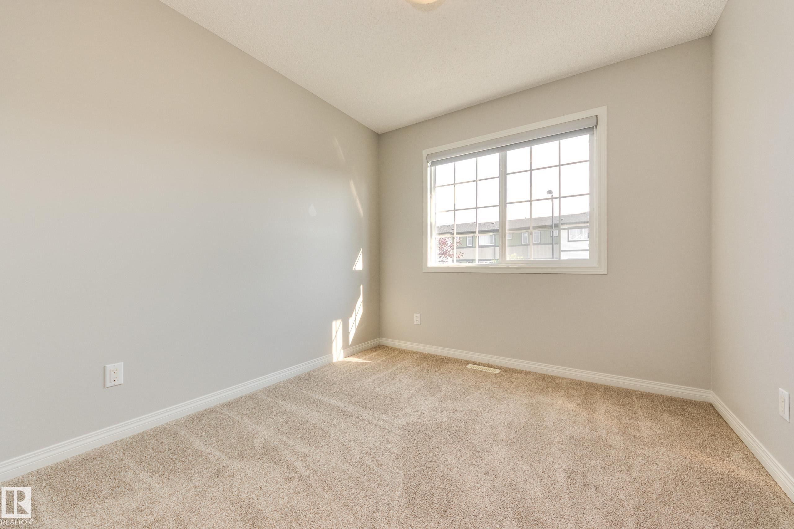 1241 Chappelle Boulevard Sw, Edmonton, AB - Indoor Photo Showing Other Room