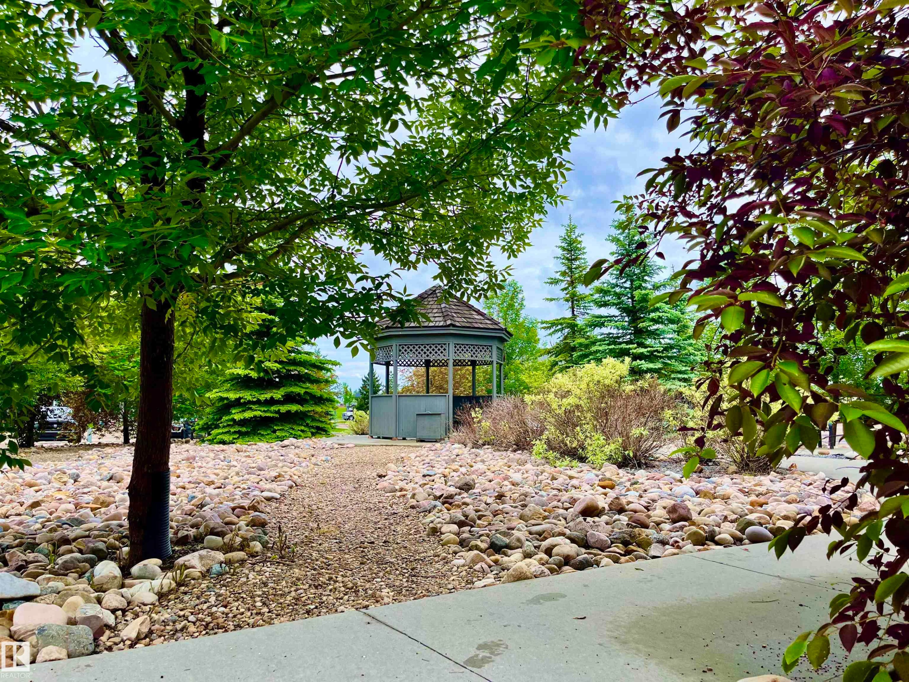 #213 396 Silver Berry Rd Nw, Edmonton, AB - Outdoor