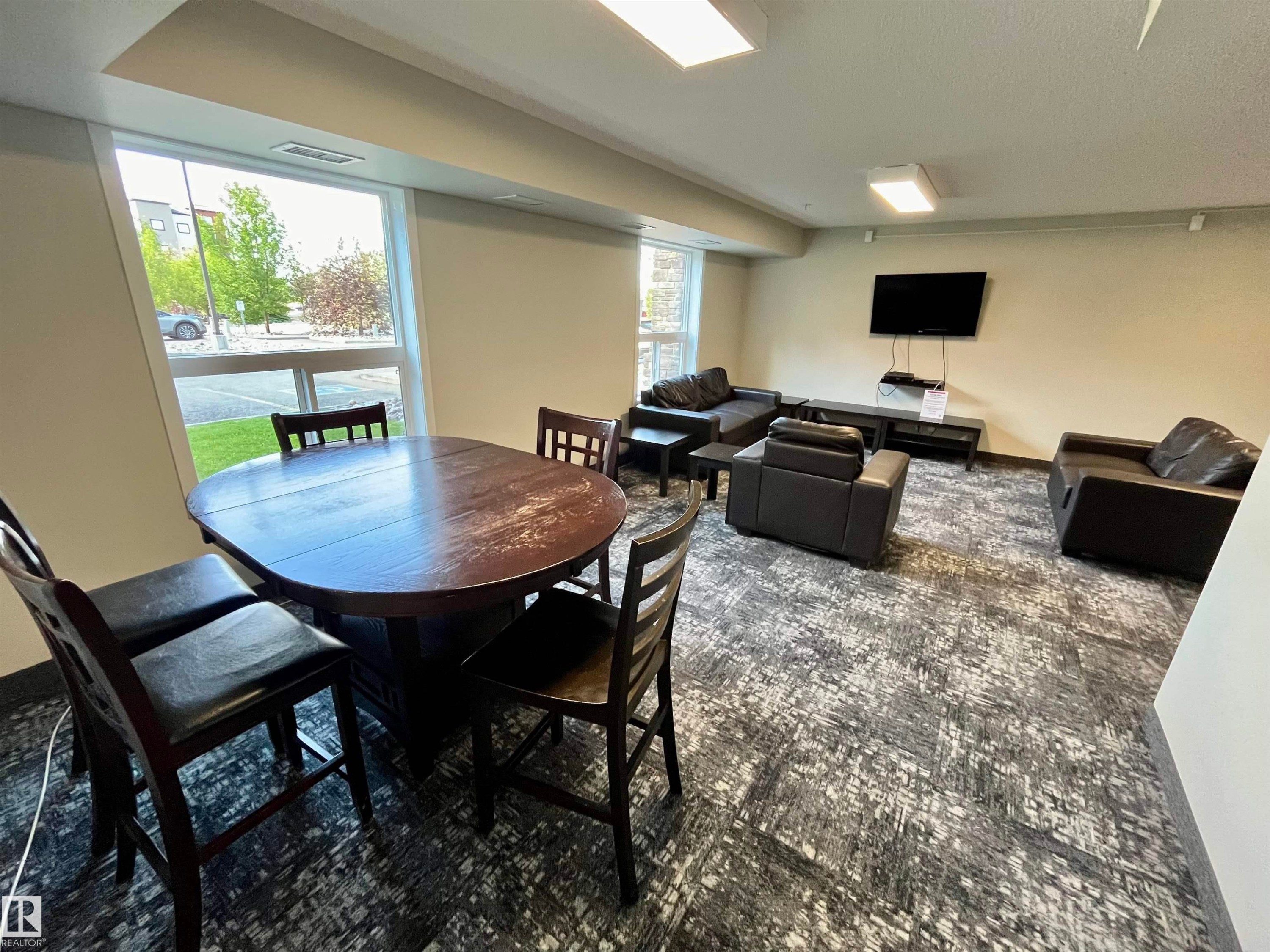 #213 396 Silver Berry Rd Nw, Edmonton, AB - Indoor Photo Showing Dining Room