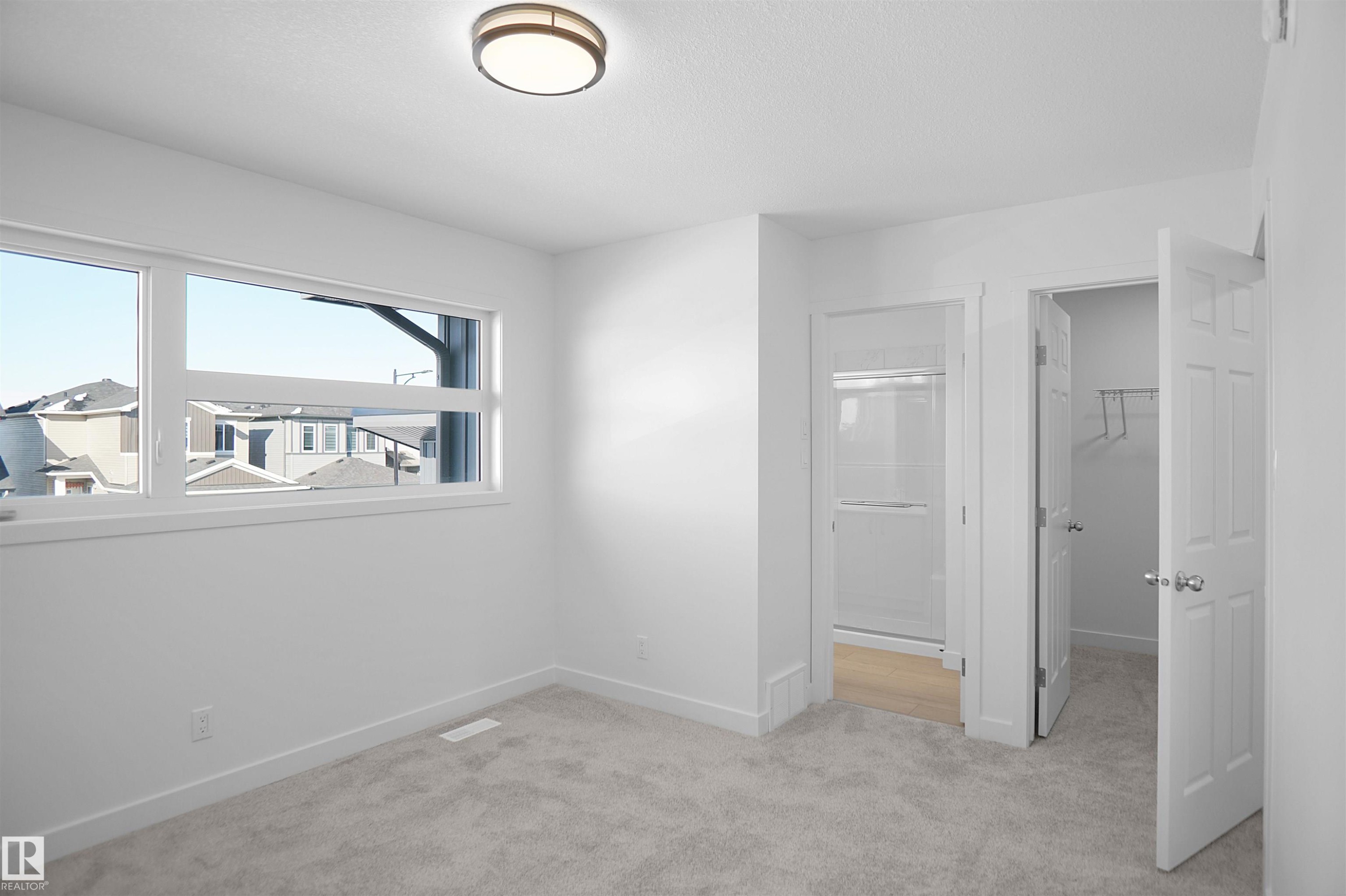 8893 Carson Way Sw, Edmonton, AB - Indoor Photo Showing Other Room