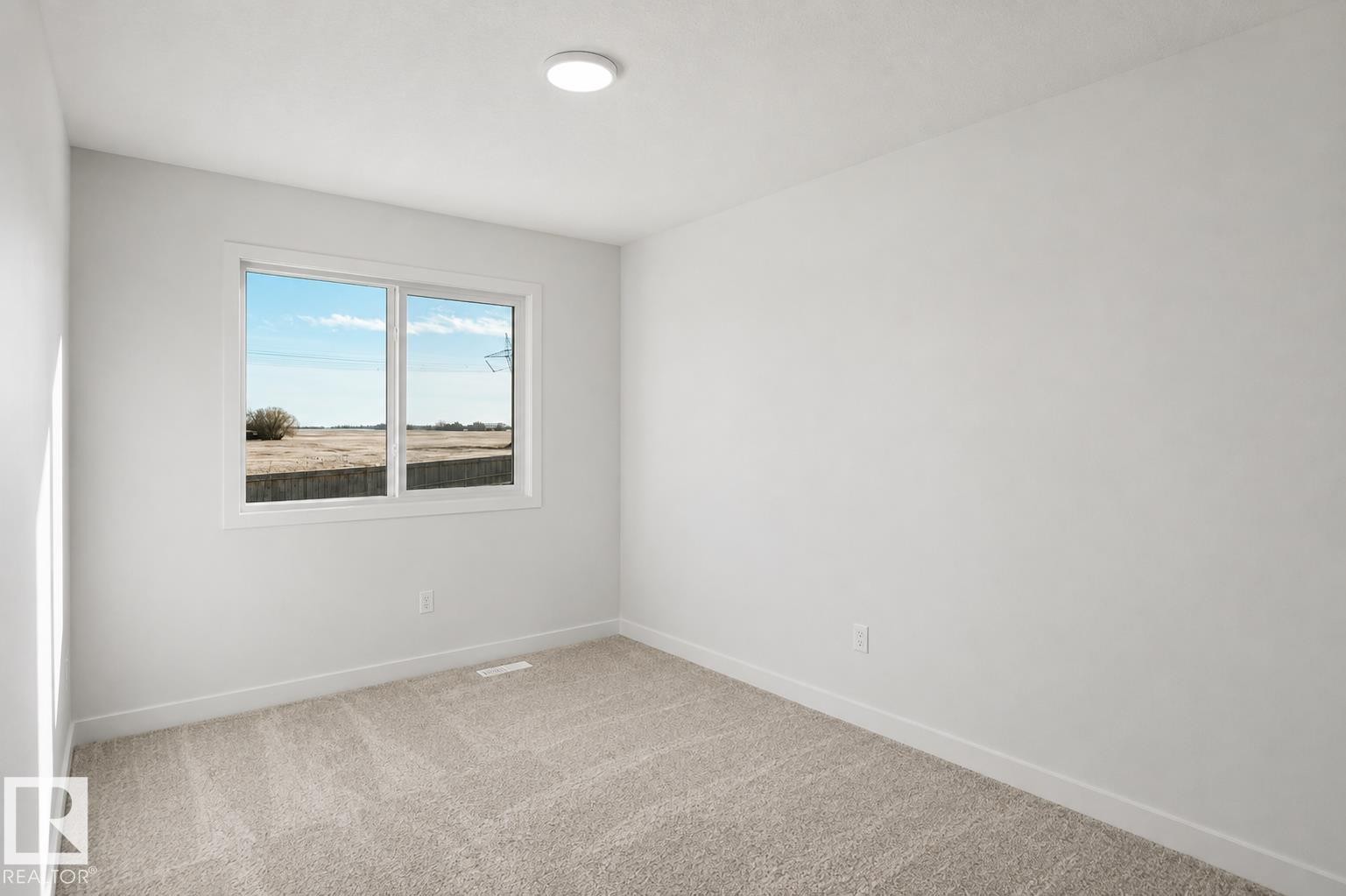 8893 Carson Way Sw, Edmonton, AB - Indoor Photo Showing Other Room