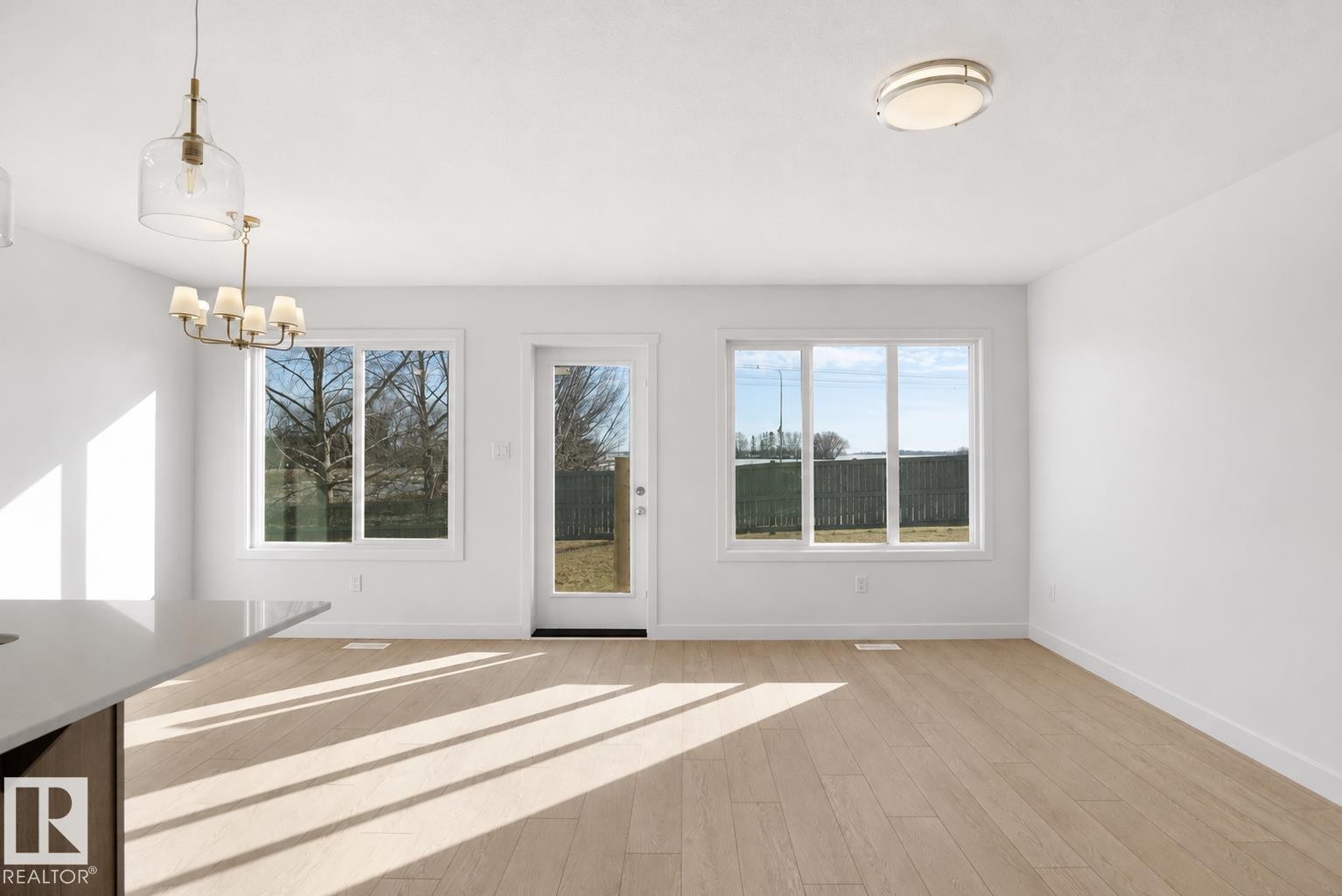 8893 Carson Way Sw, Edmonton, AB - Indoor Photo Showing Other Room