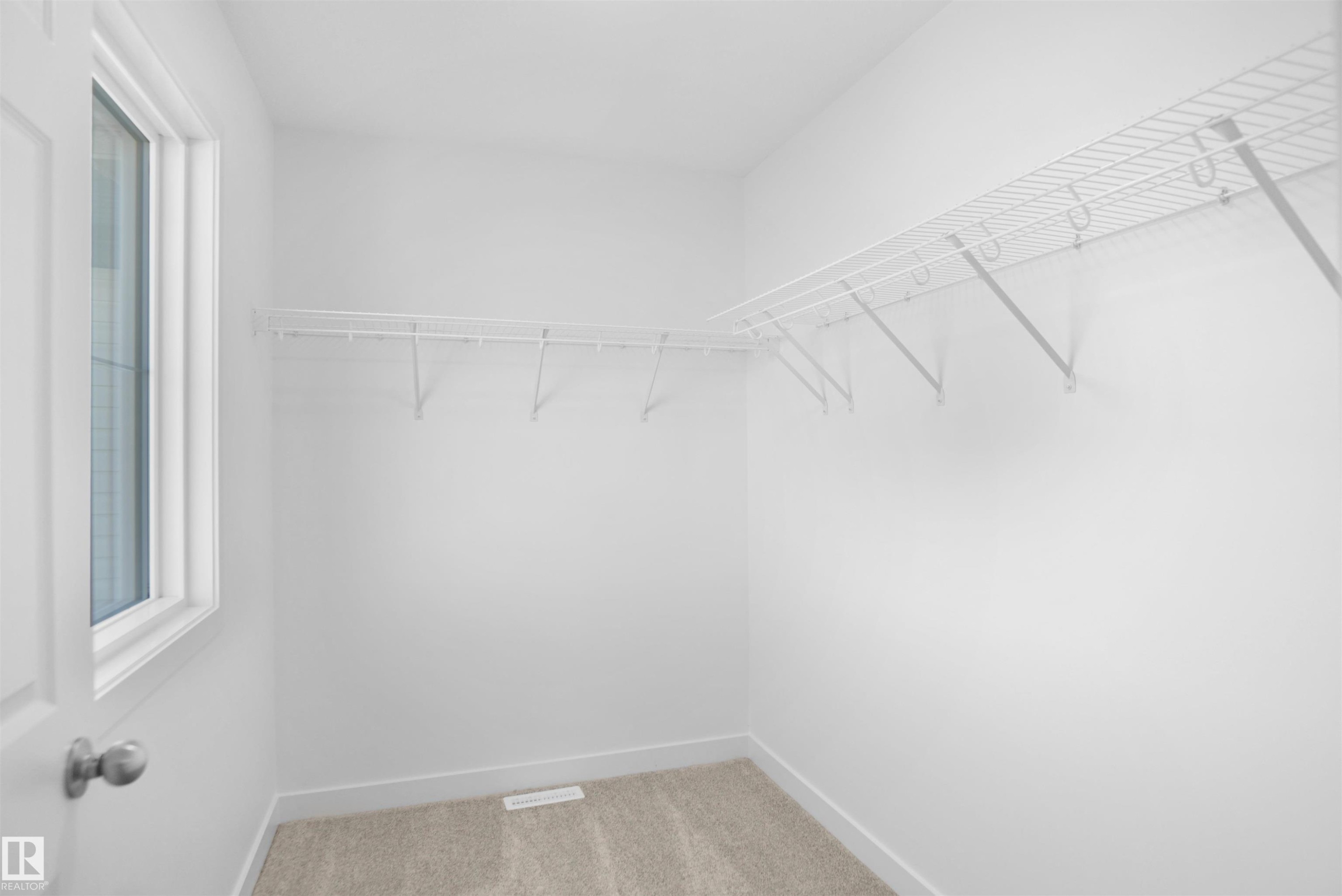 2128 210 Street Nw, Edmonton, AB - Indoor With Storage