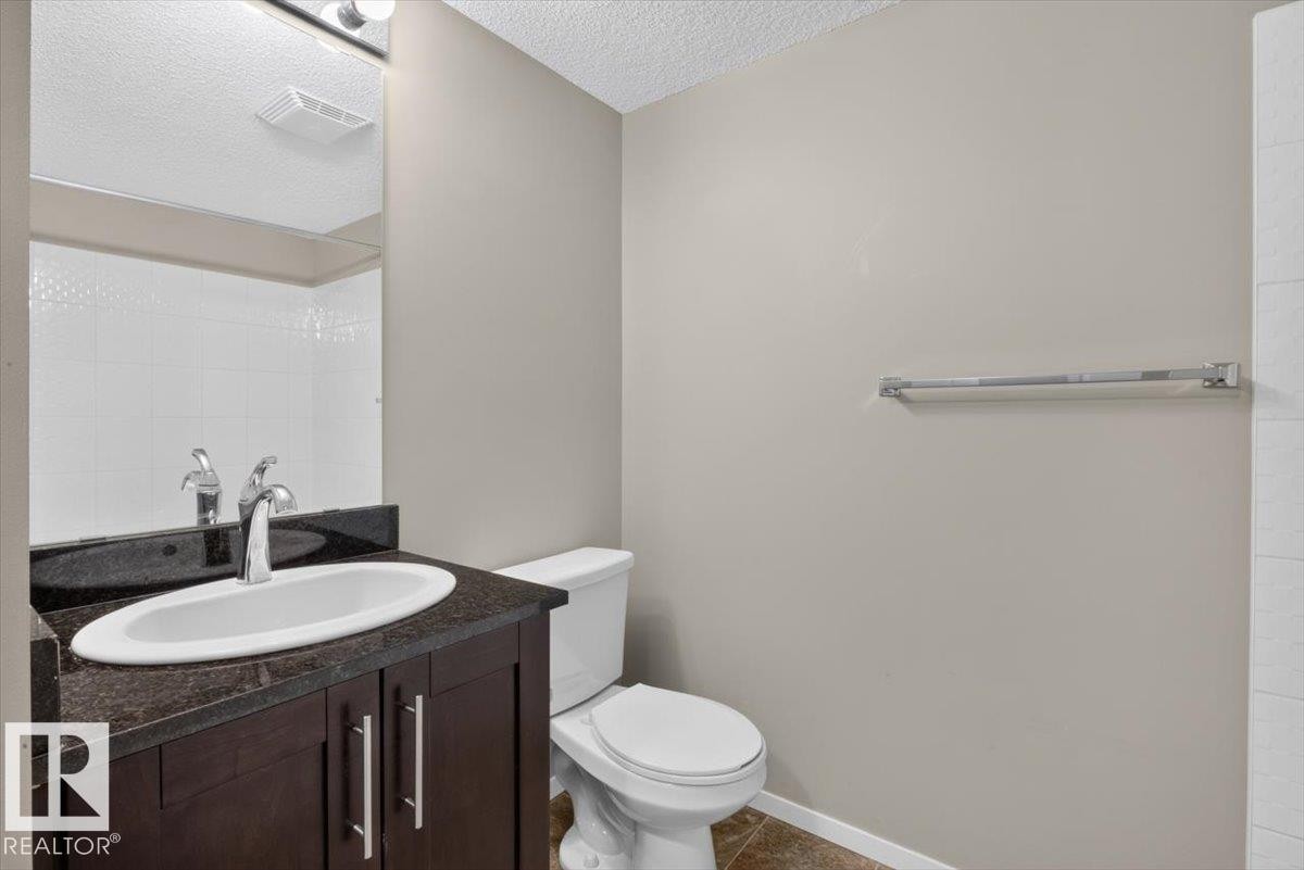#204 18126 77 St Nw, Edmonton, AB - Indoor Photo Showing Bathroom