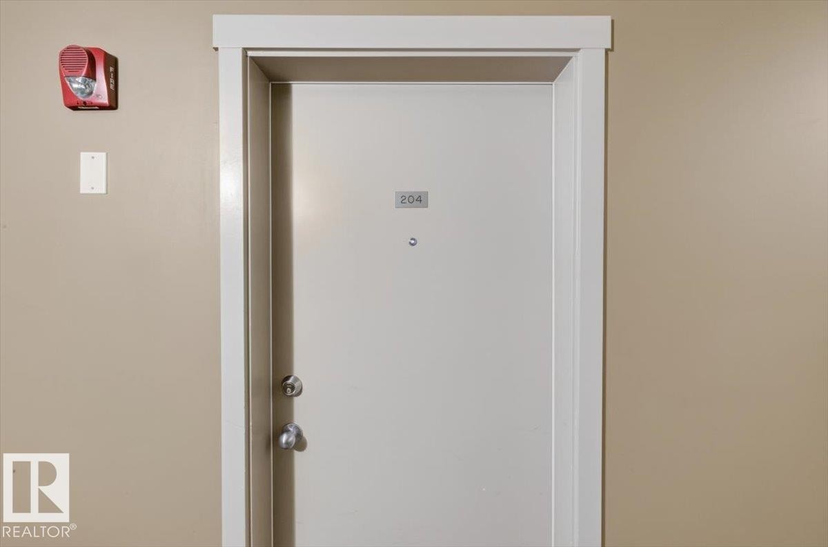 #204 18126 77 St Nw, Edmonton, AB - Indoor Photo Showing Other Room