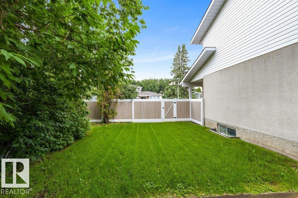 11113 173A Avenue Nw, Edmonton, AB - Outdoor