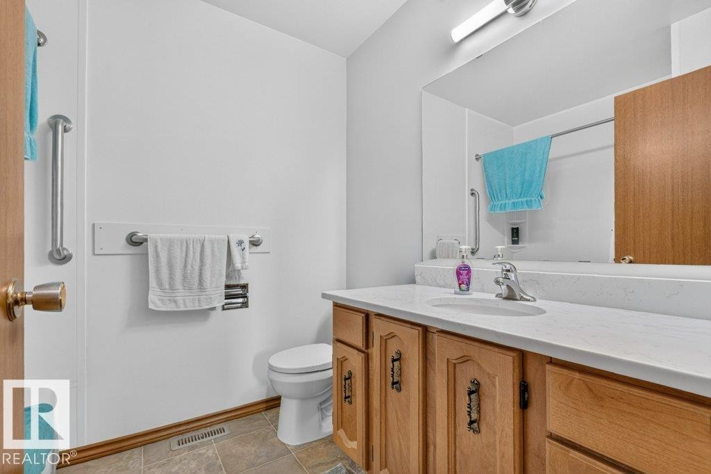 10423 33 Avenue Nw, Edmonton, AB