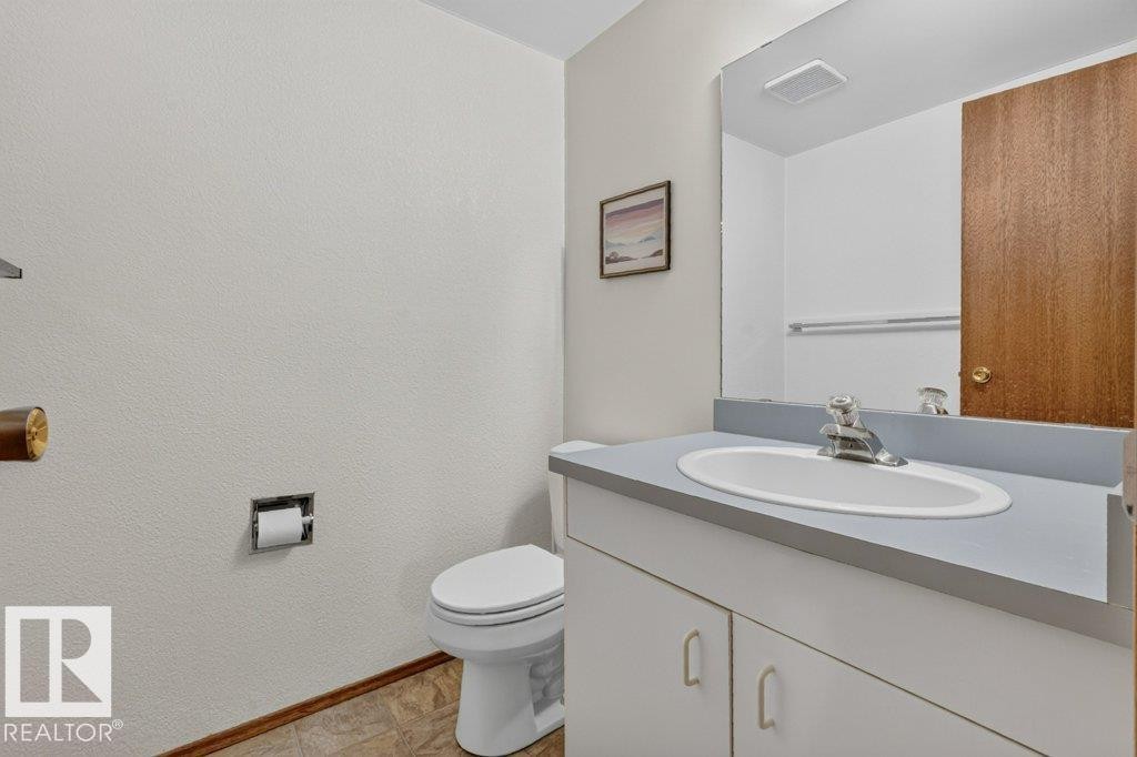 10423 33 Avenue Nw, Edmonton, AB
