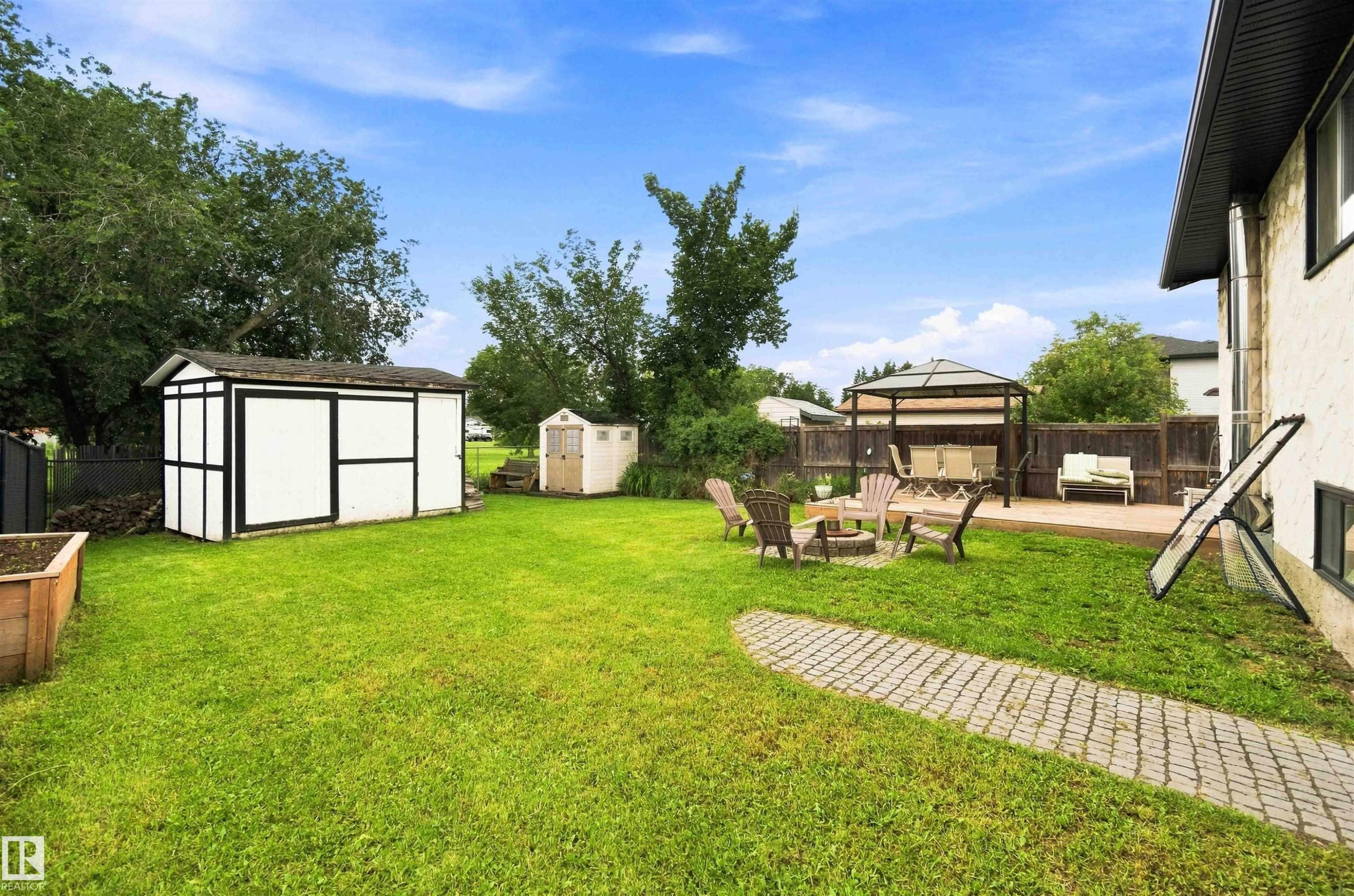 5103 57 Avenue, Leduc, AB - Outdoor With Backyard