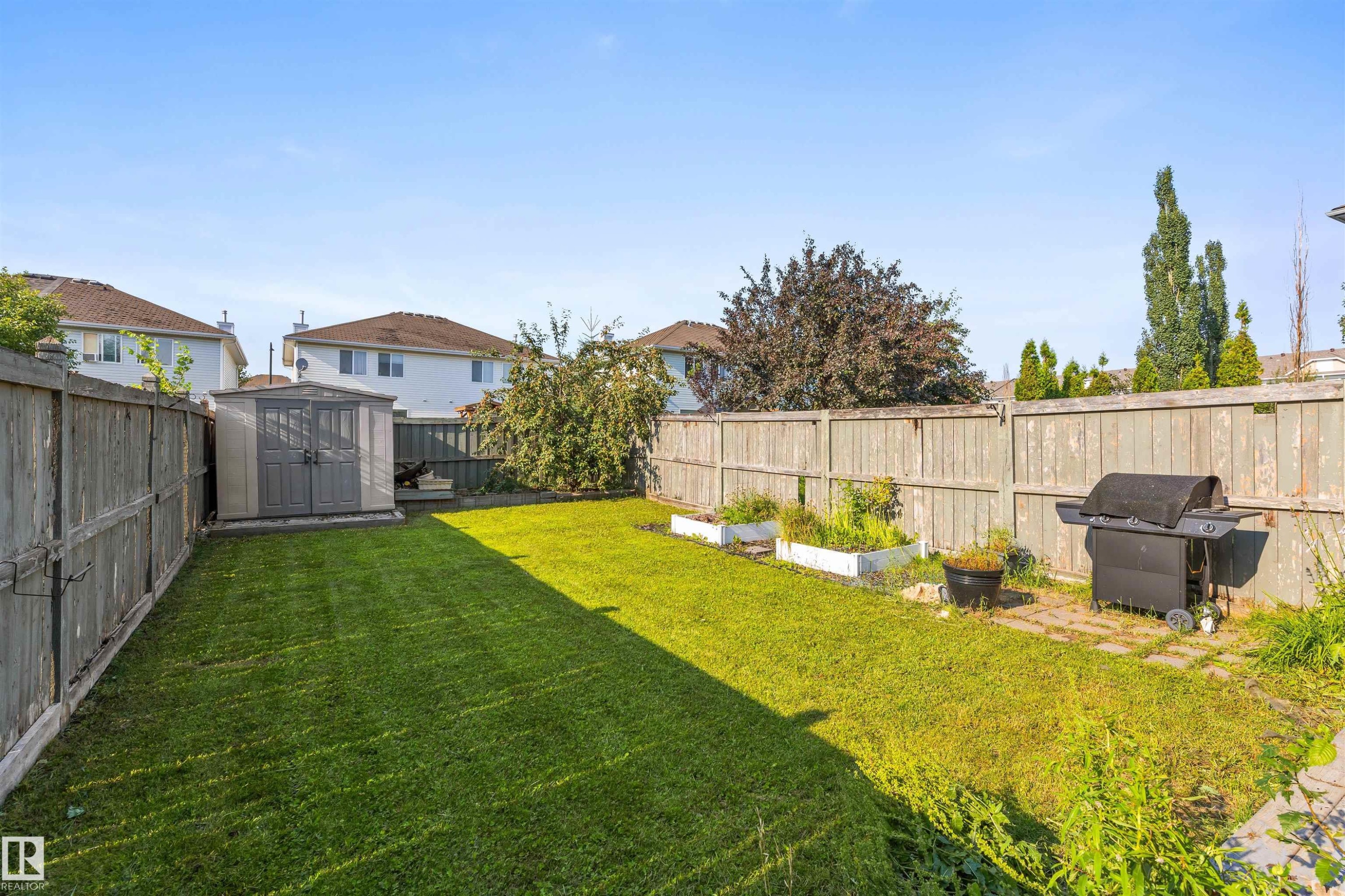 20032 53A Avenue Nw, Edmonton, AB - Outdoor With Backyard
