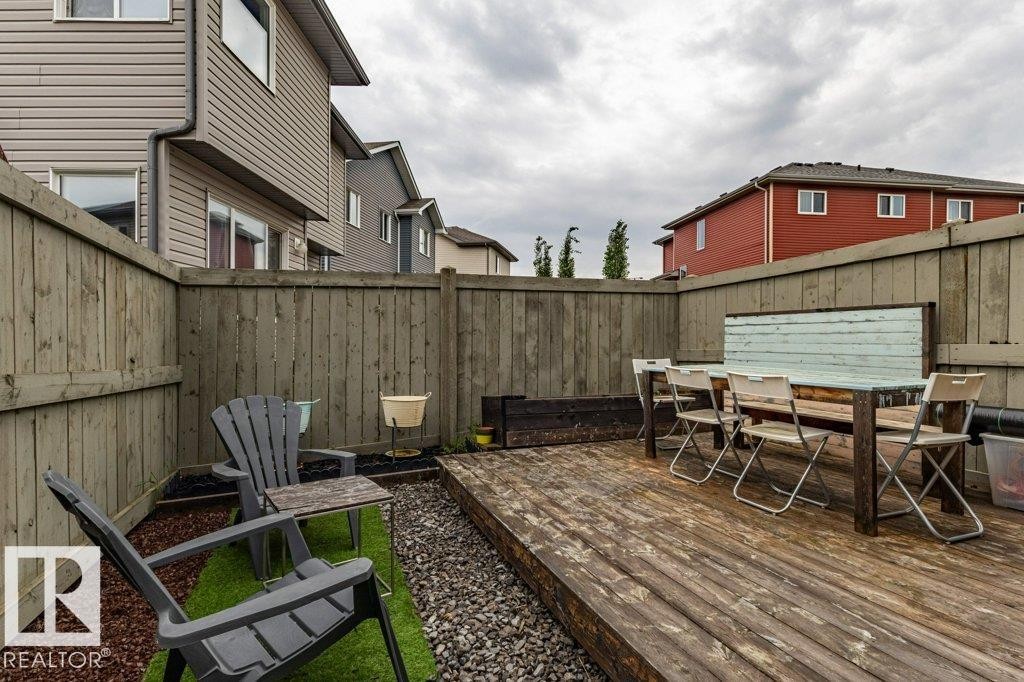 9372 Cooper Bend Sw, Edmonton, AB - Outdoor With Exterior