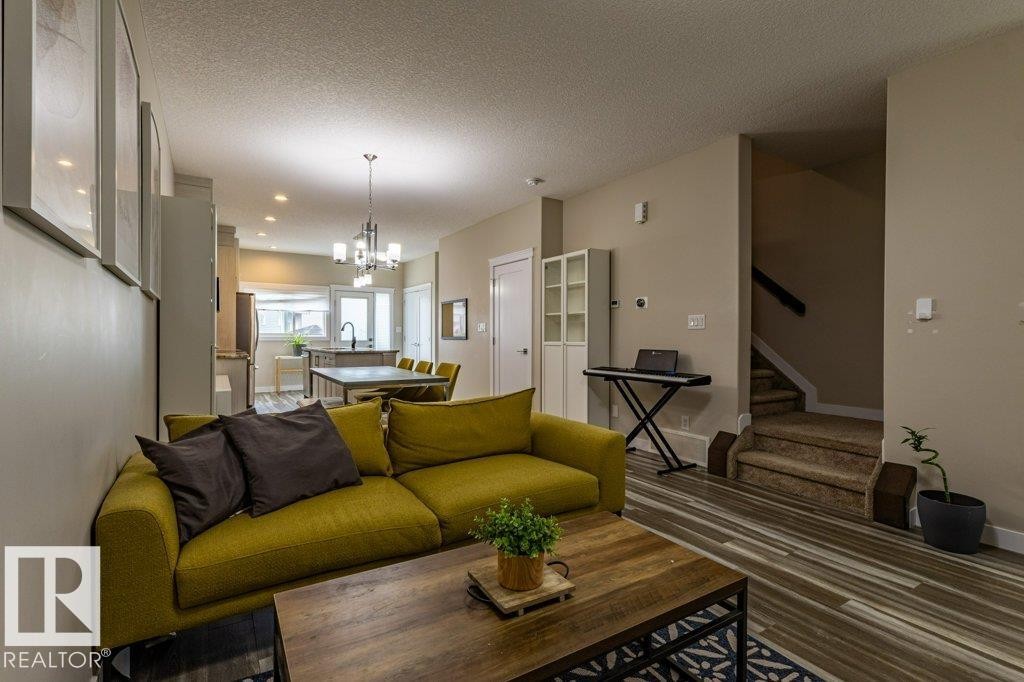 9372 Cooper Bend Sw, Edmonton, AB - Indoor Photo Showing Living Room