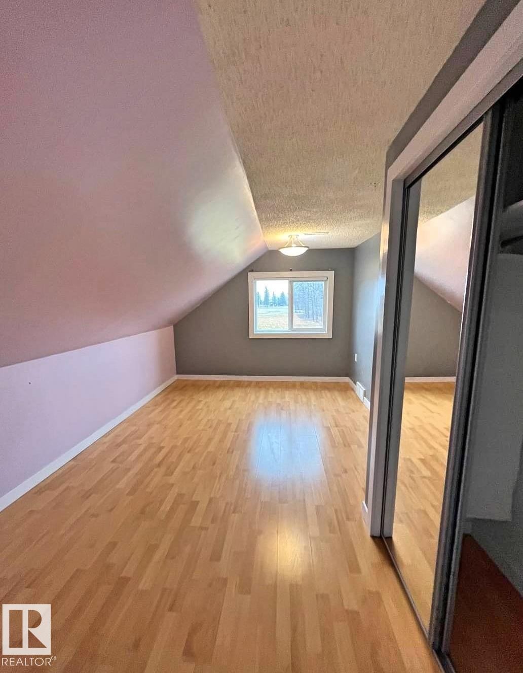 3003 Park Avenue, Mallaig, AB - Indoor Photo Showing Other Room