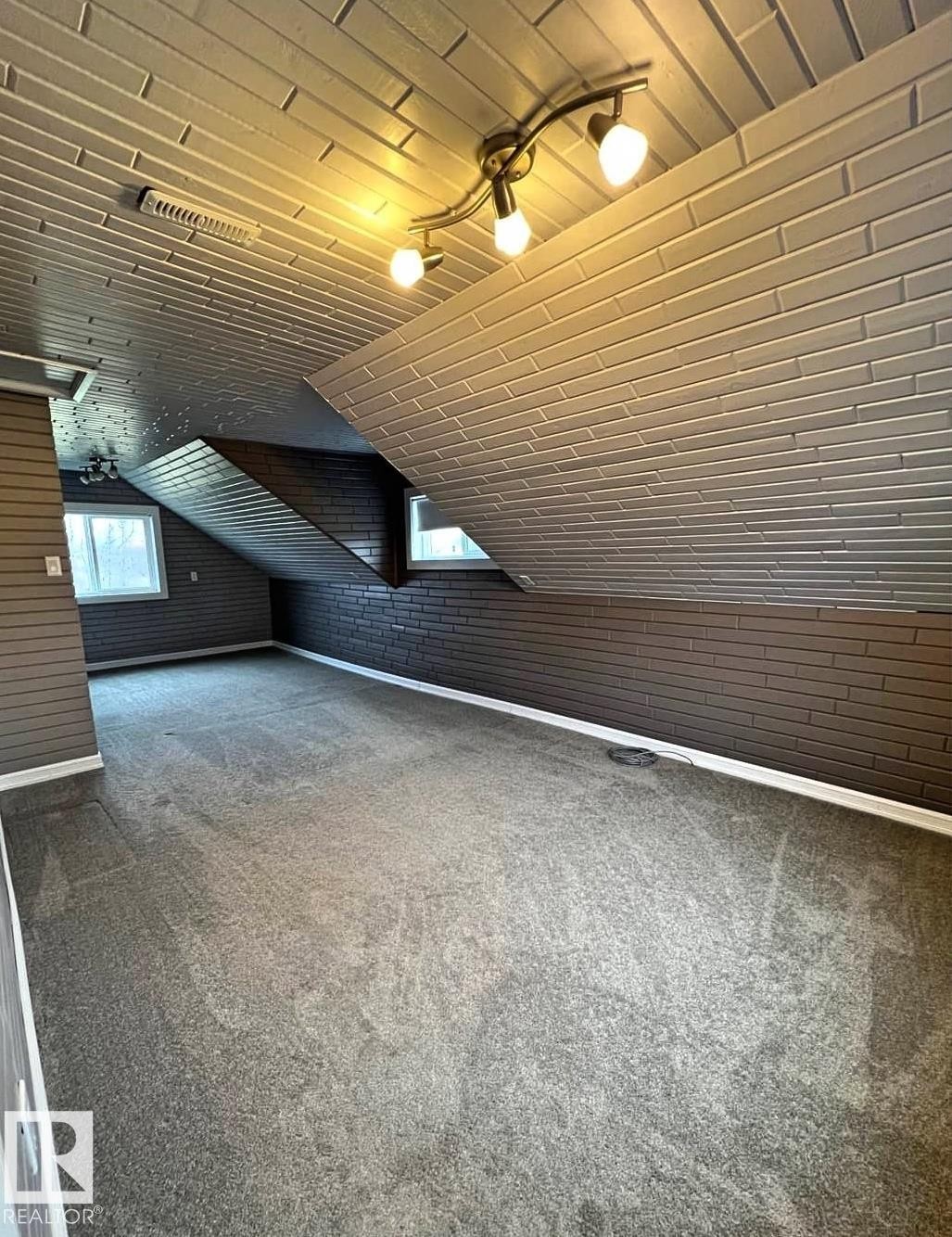 3003 Park Avenue, Mallaig, AB -