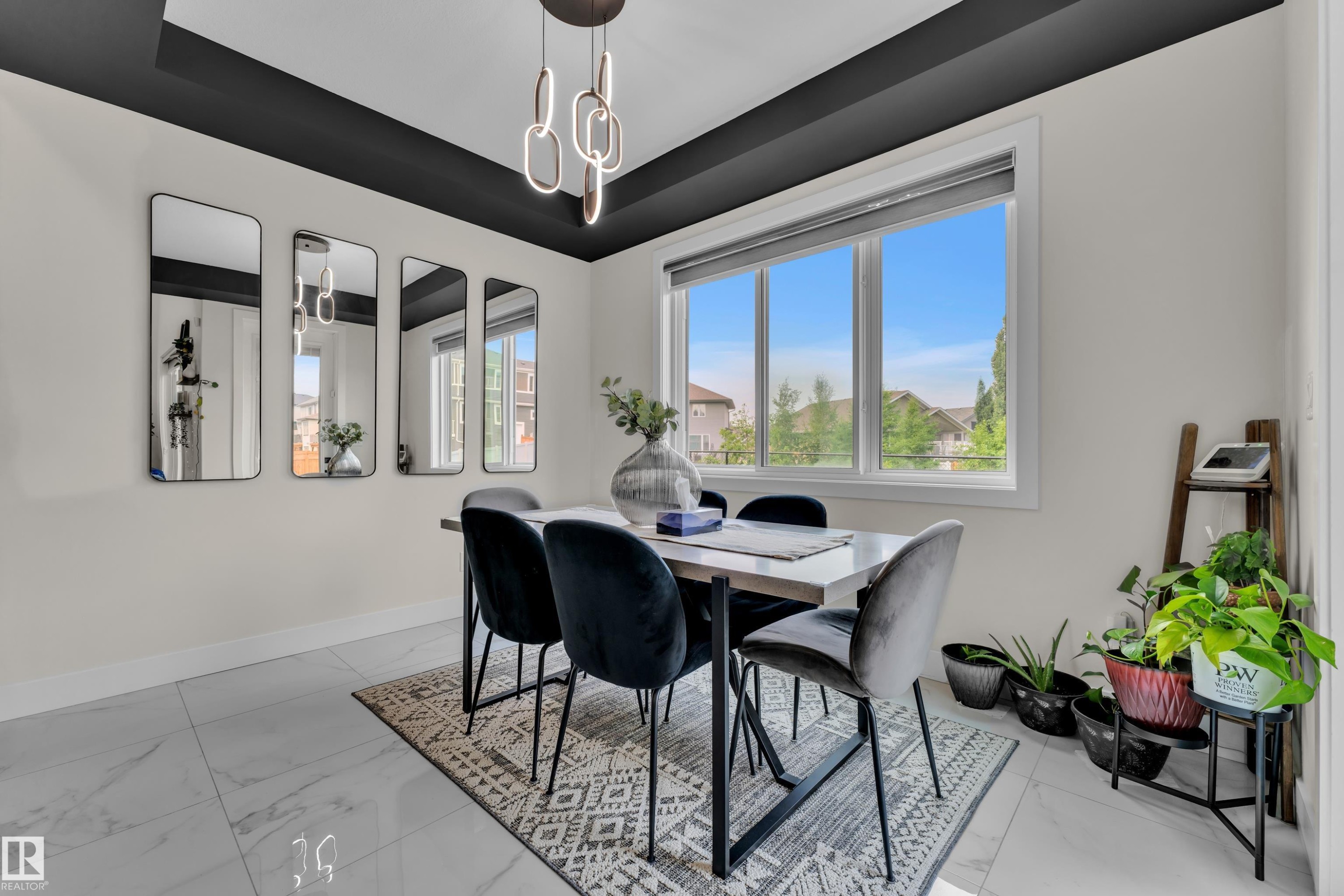 3924 41 Avenue, Beaumont, AB - Indoor Photo Showing Dining Room