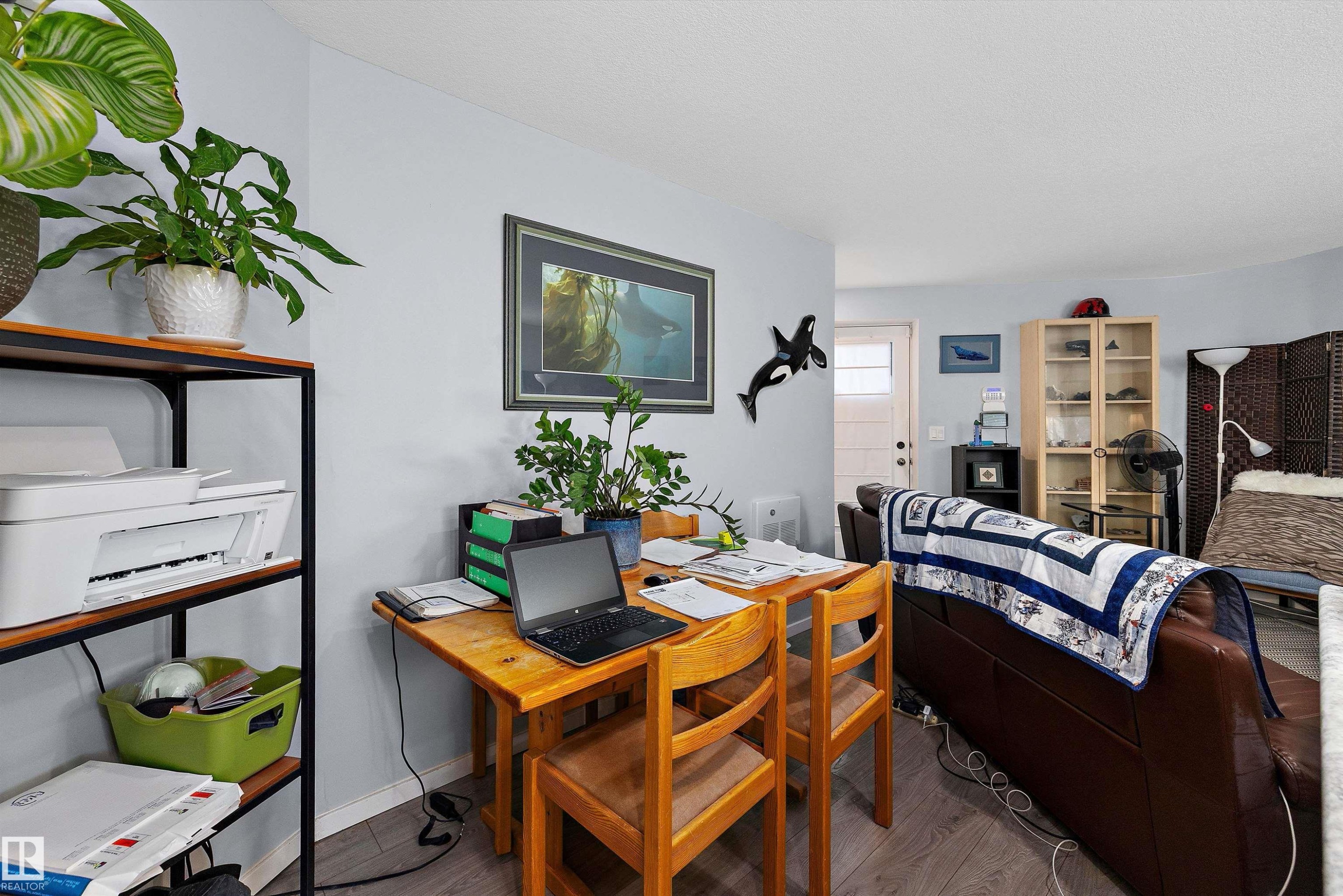 11253 89 Street Nw, Edmonton, AB - Indoor