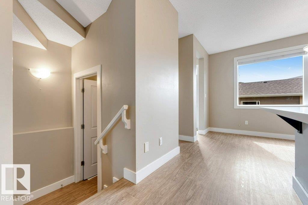 2122 24 Street Nw, Edmonton, AB - Indoor Photo Showing Other Room