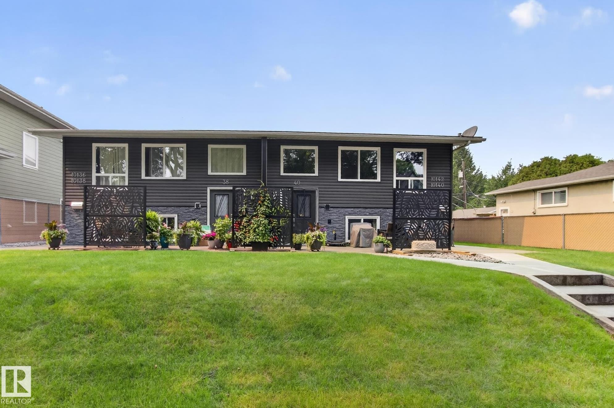 10136 81 Street Nw, Edmonton, AB - Outdoor
