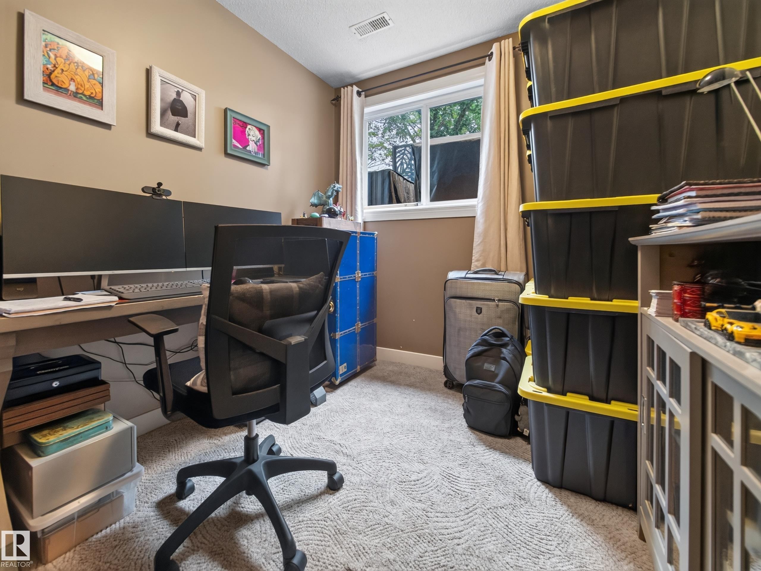 10136 81 Street Nw, Edmonton, AB - Indoor Photo Showing Office