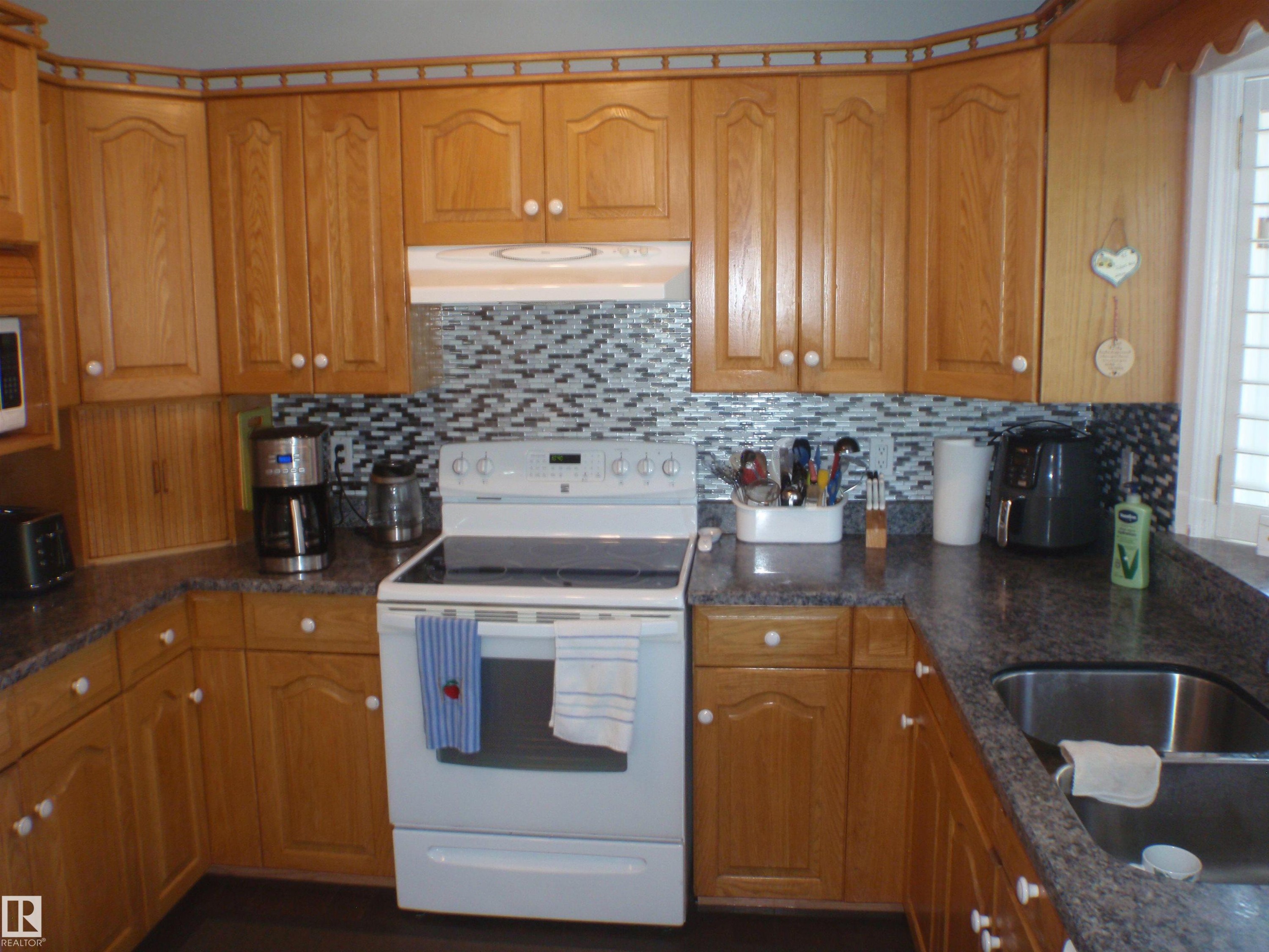 5802 53 Street, Barrhead, AB - Indoor Photo Showing Kitchen