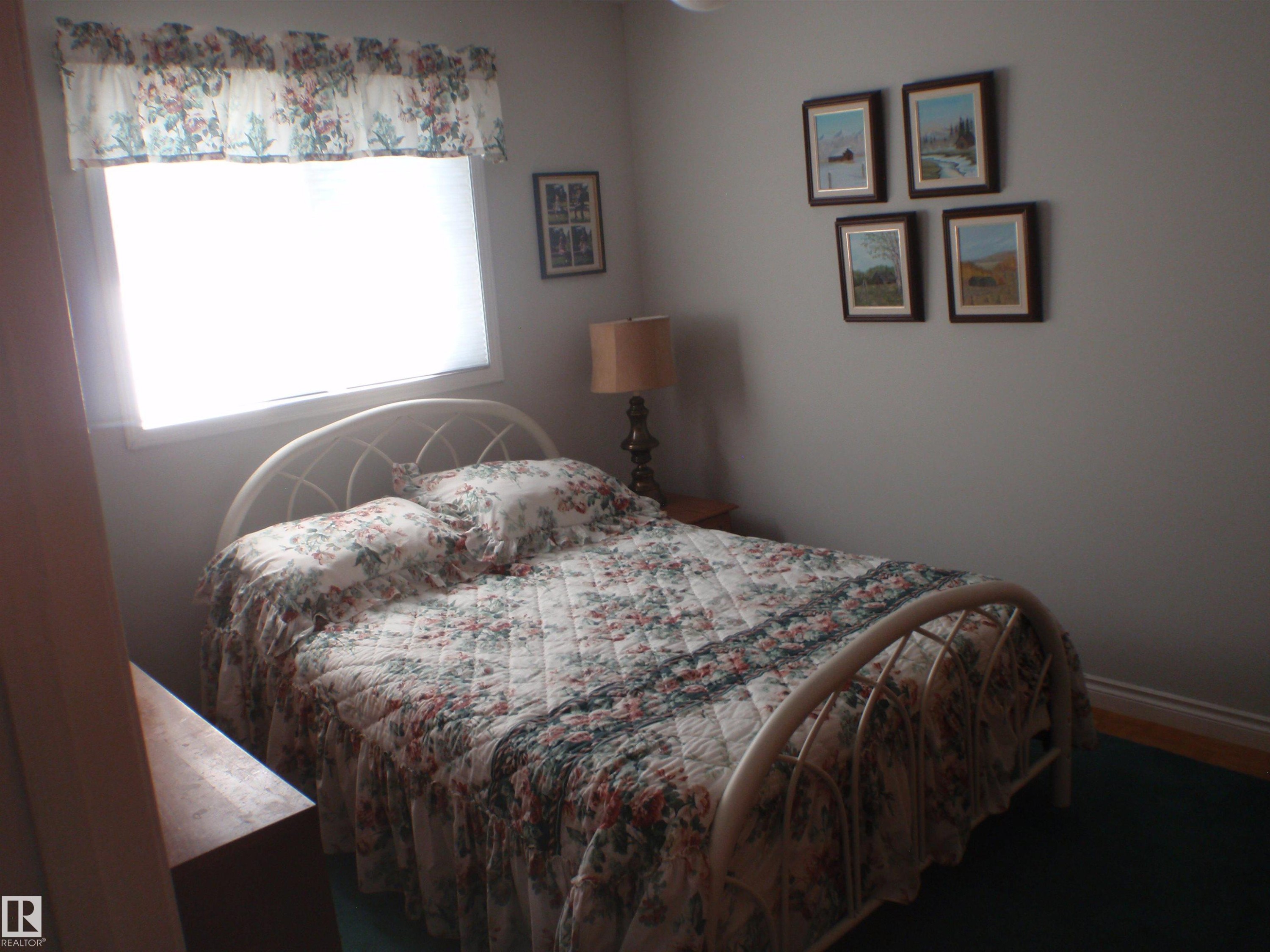 5802 53 Street, Barrhead, AB - Indoor Photo Showing Bedroom