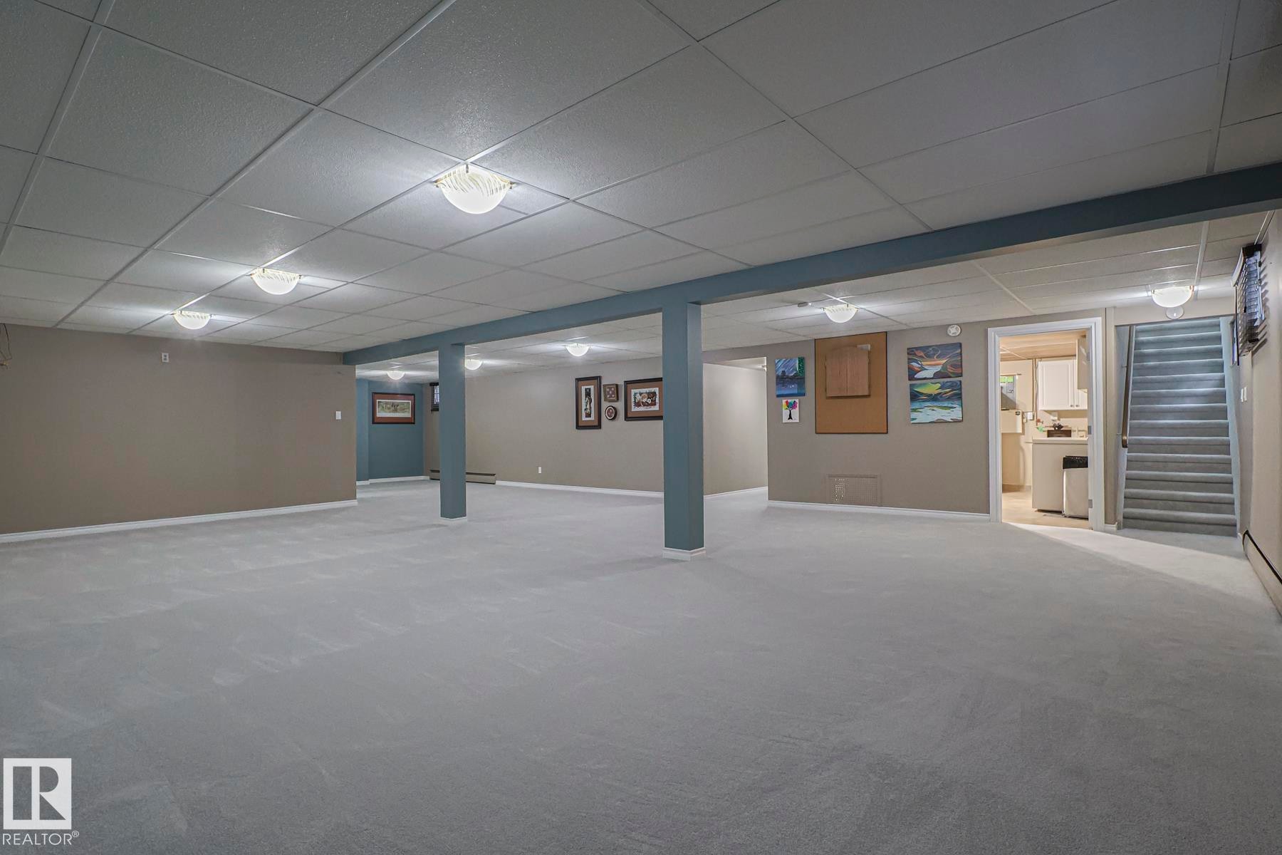 13304 70 Street Nw, Edmonton, AB - Indoor