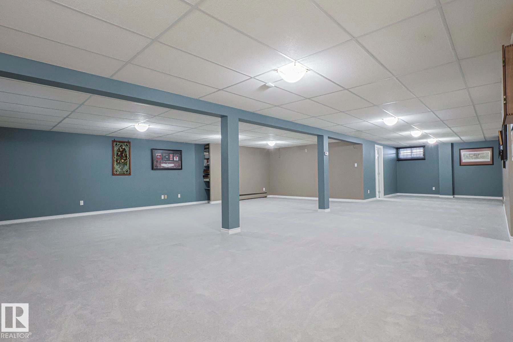 13304 70 Street Nw, Edmonton, AB - Indoor Photo Showing Other Room