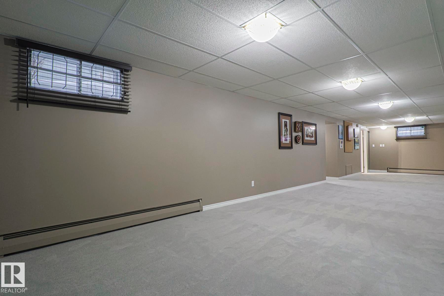 13304 70 Street Nw, Edmonton, AB - Indoor