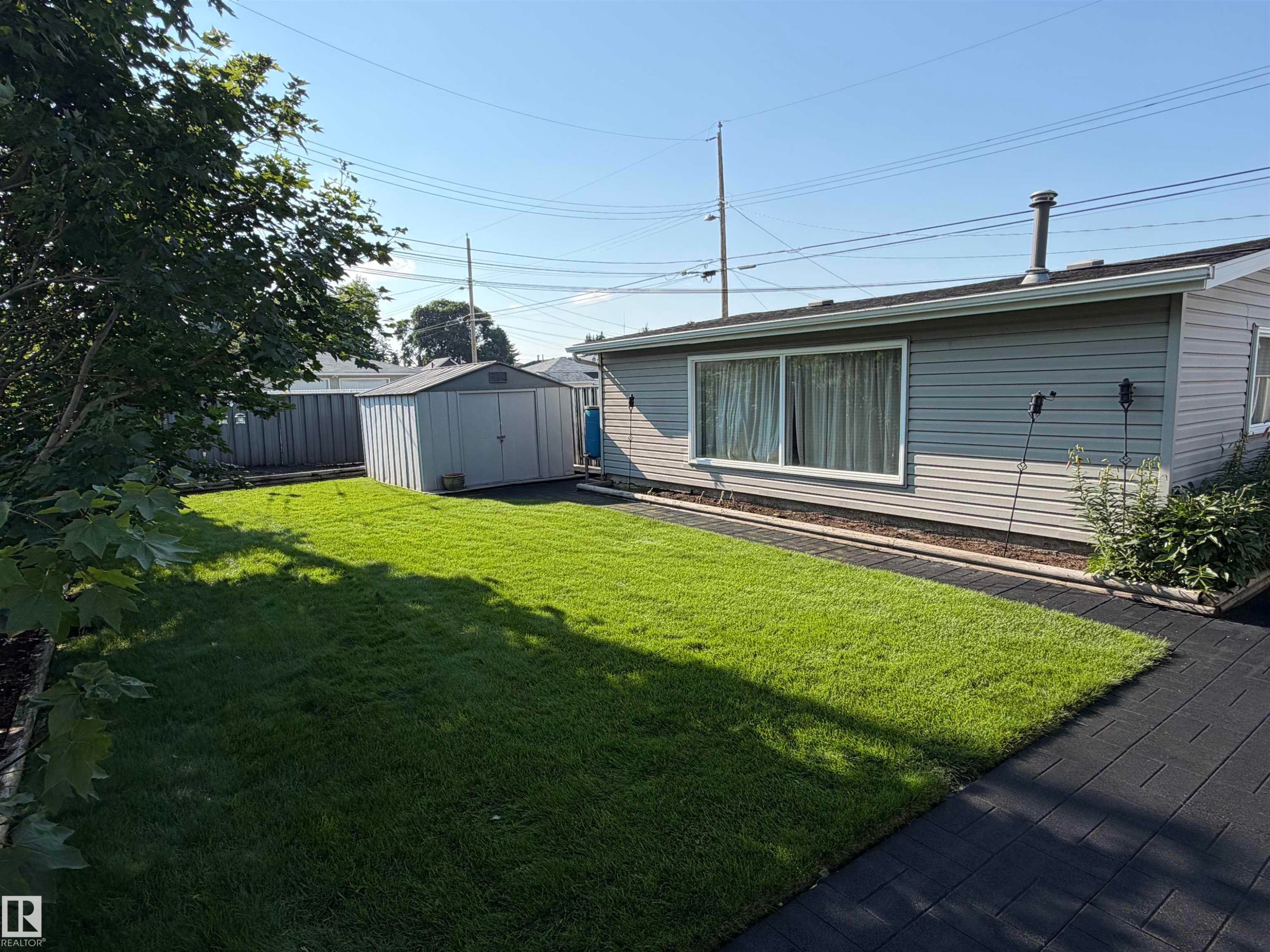 13304 70 Street Nw, Edmonton, AB - Outdoor