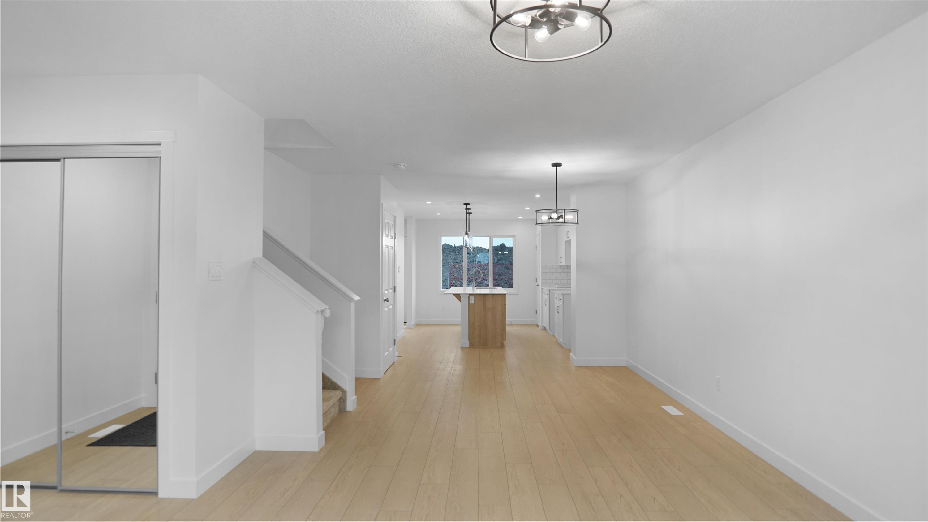 7391 Keeler Crescent Sw, Edmonton, AB - Indoor Photo Showing Other Room